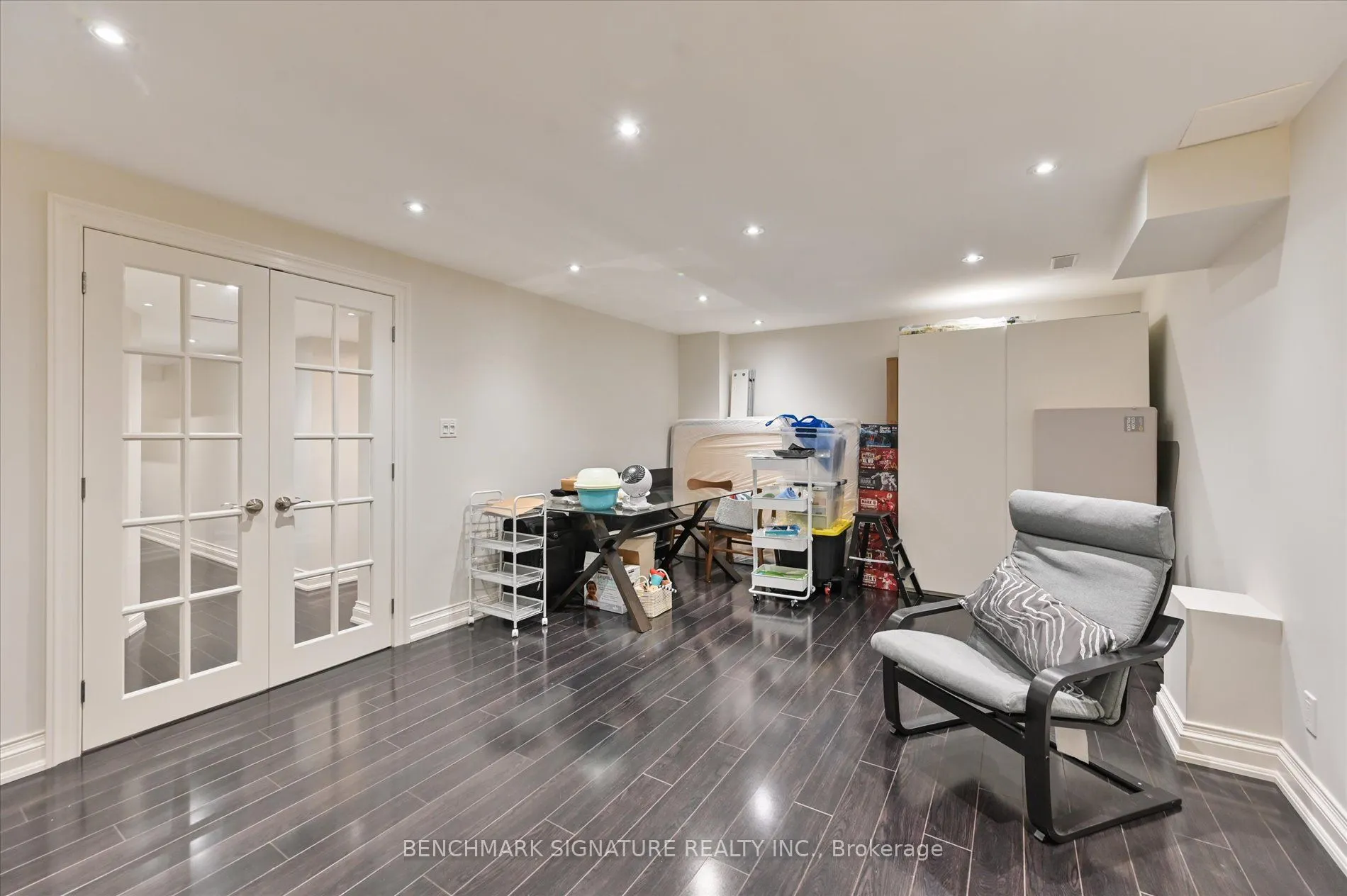 37 Harry Sanders Avenue