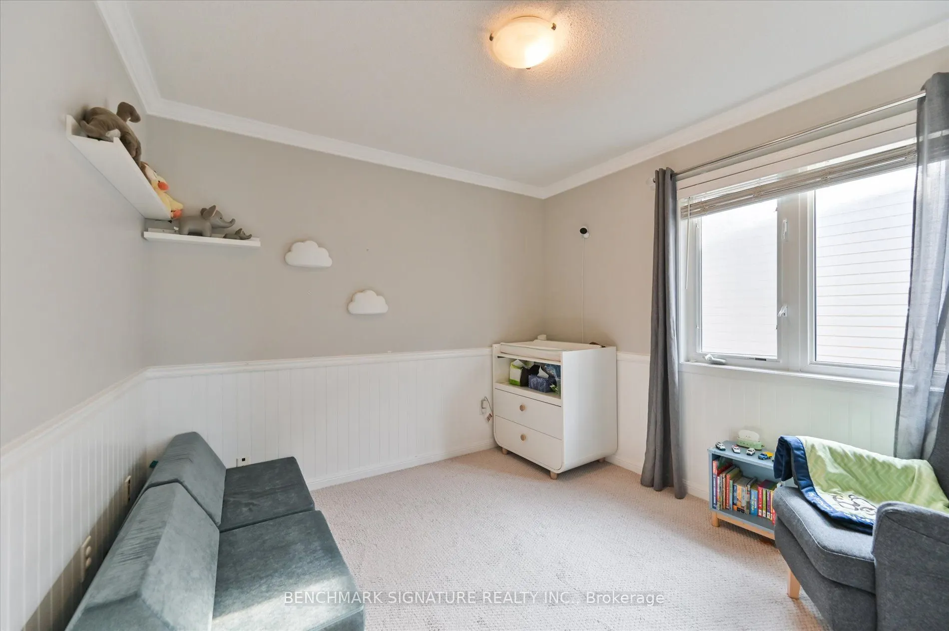 37 Harry Sanders Avenue