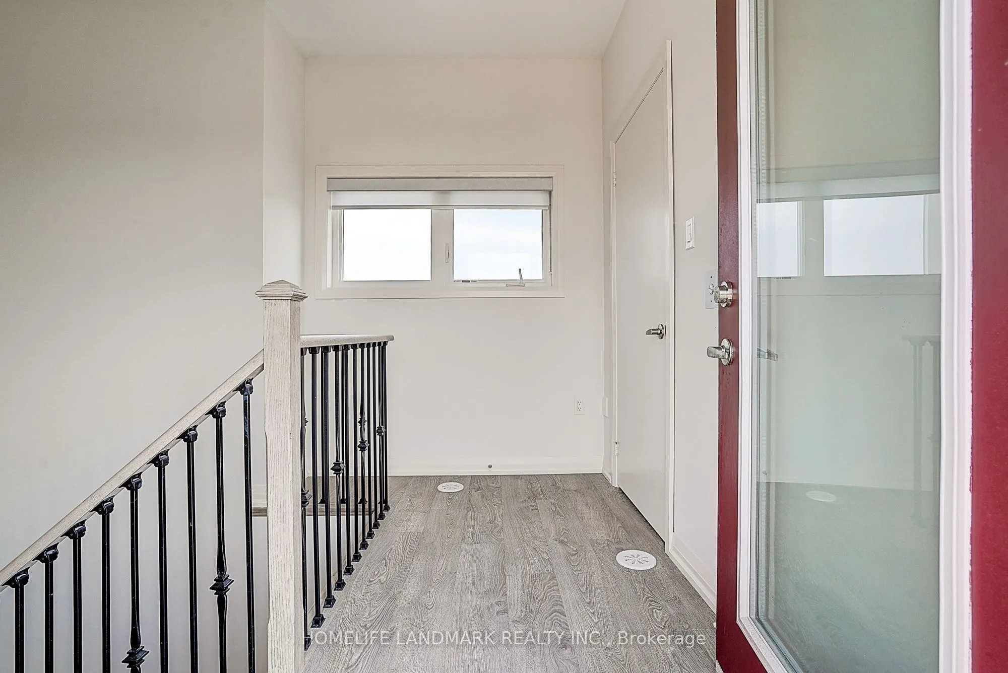 33 George Kirby Street
