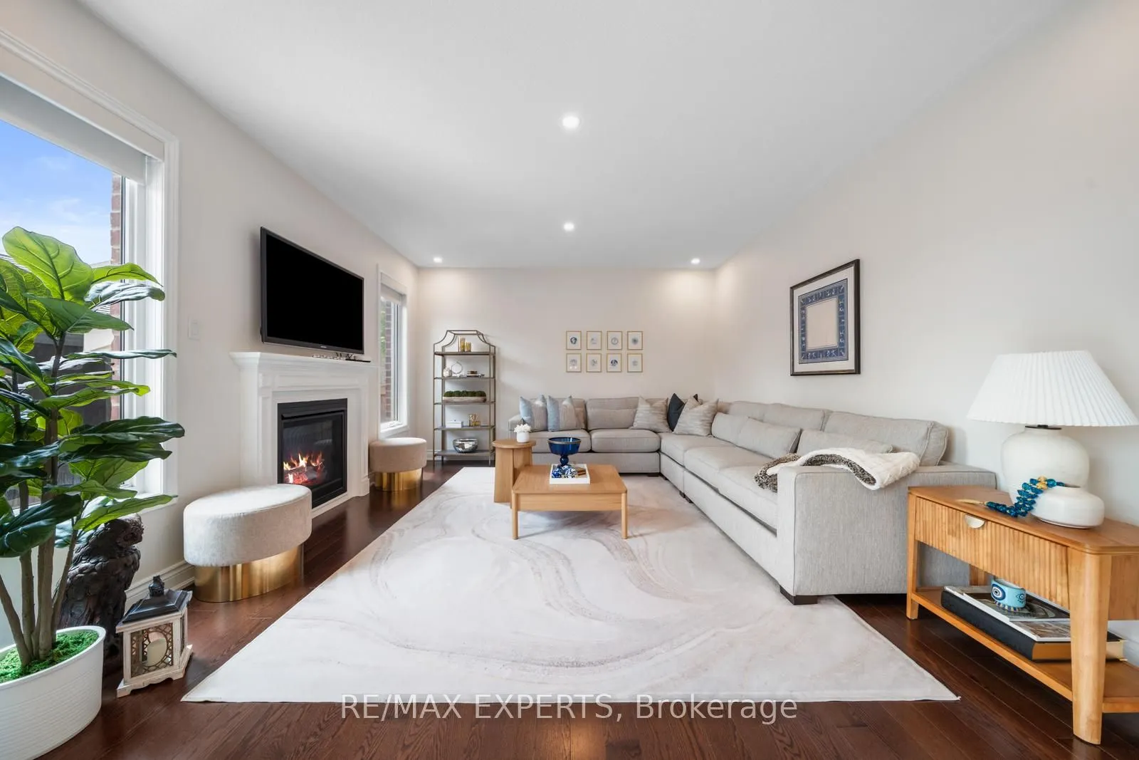 174 Sharpe Crescent