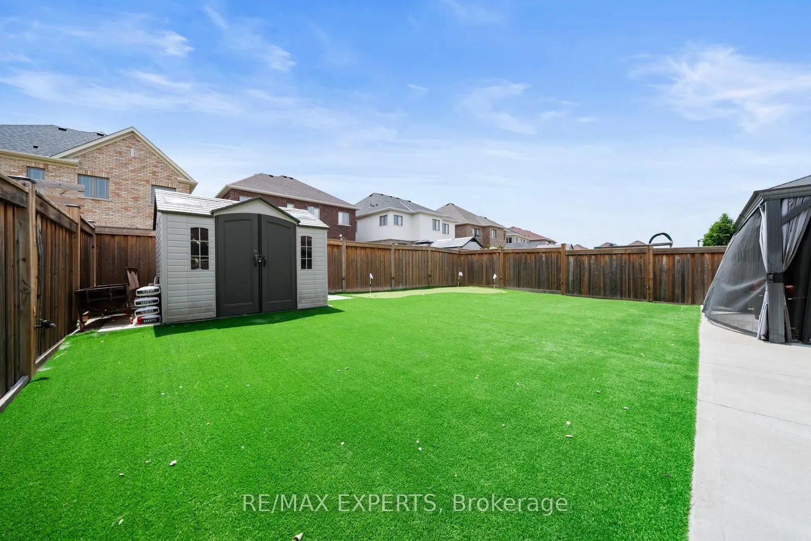 174 Sharpe Crescent