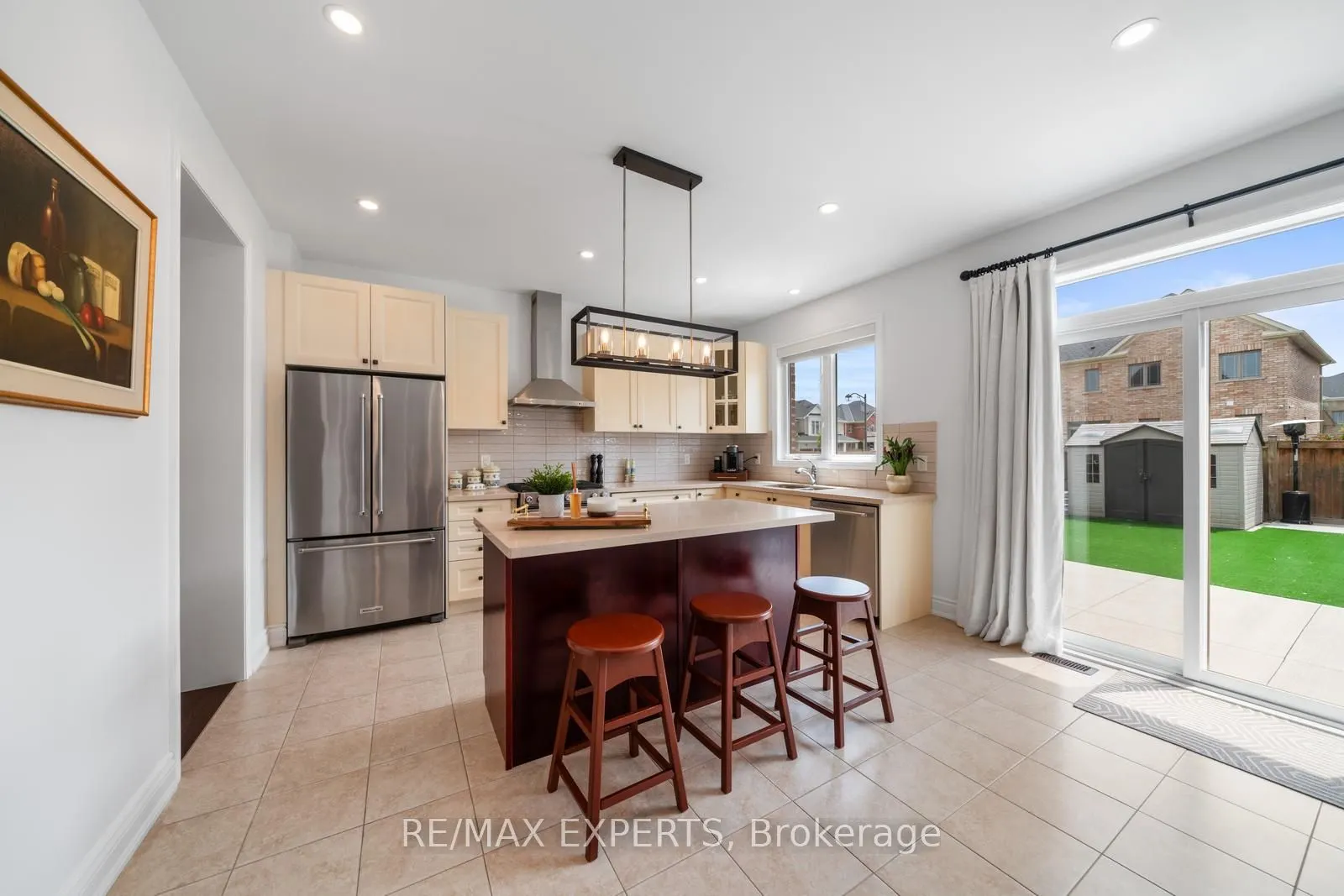 174 Sharpe Crescent