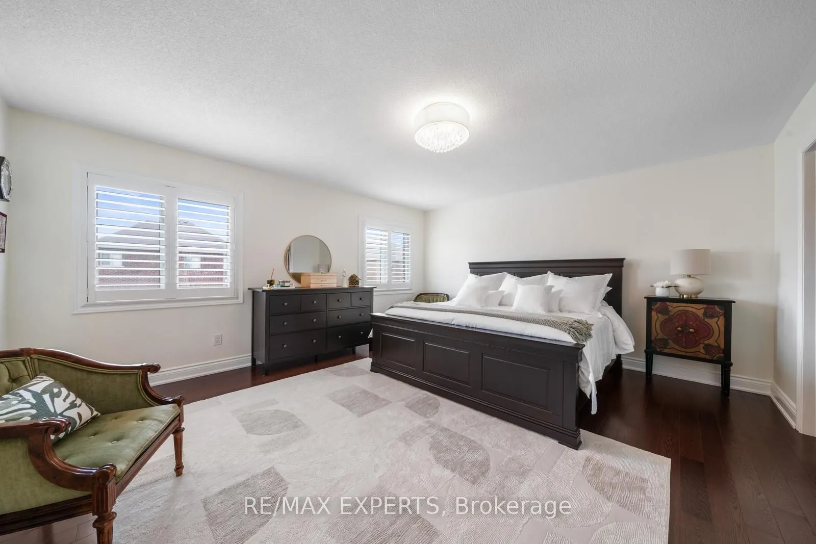 174 Sharpe Crescent
