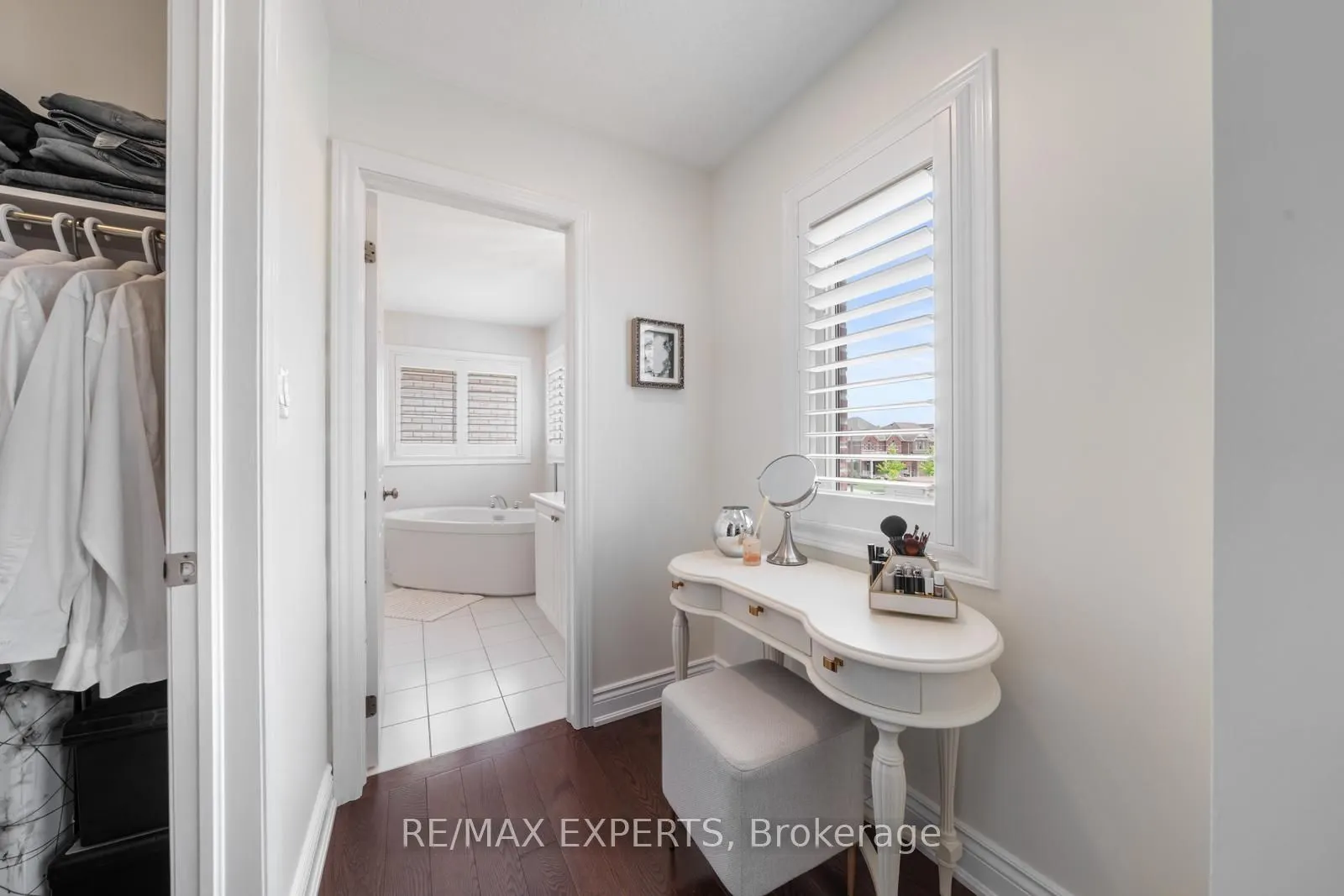 174 Sharpe Crescent