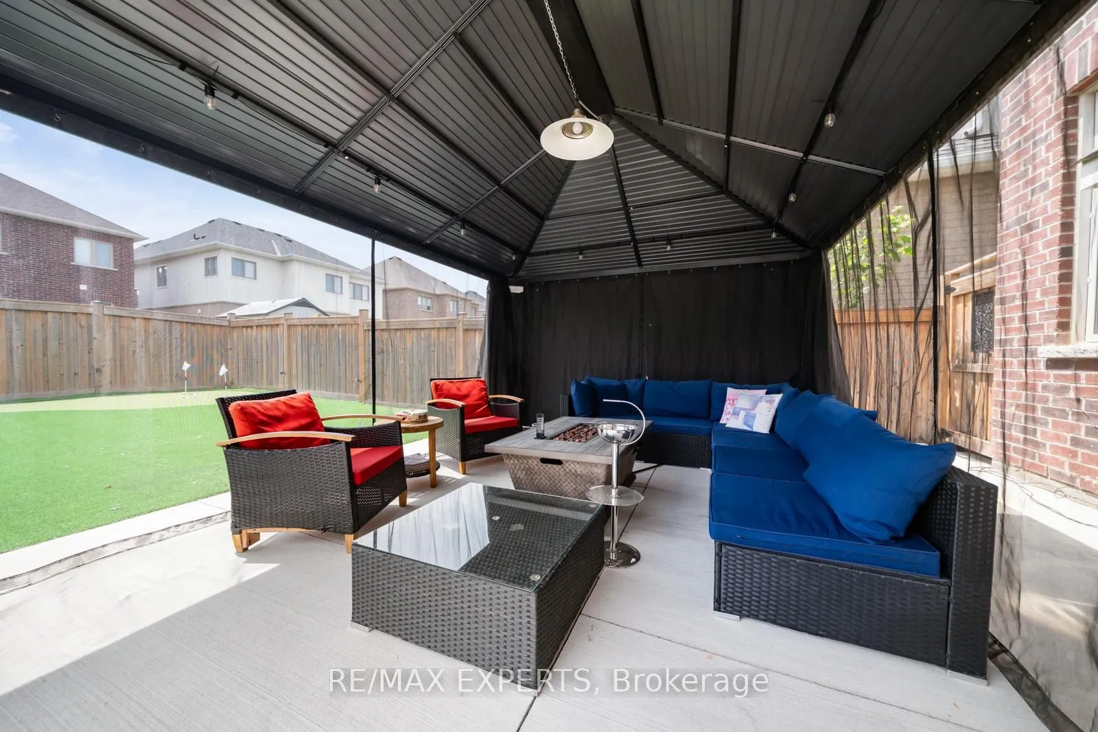 174 Sharpe Crescent
