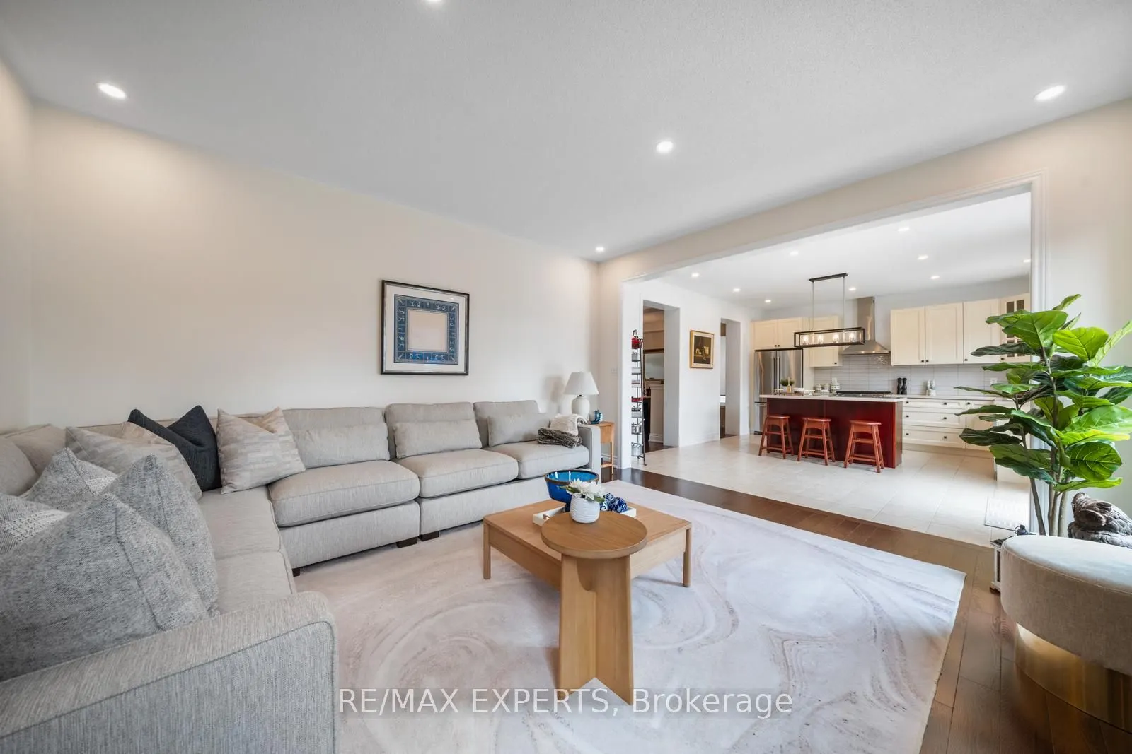 174 Sharpe Crescent