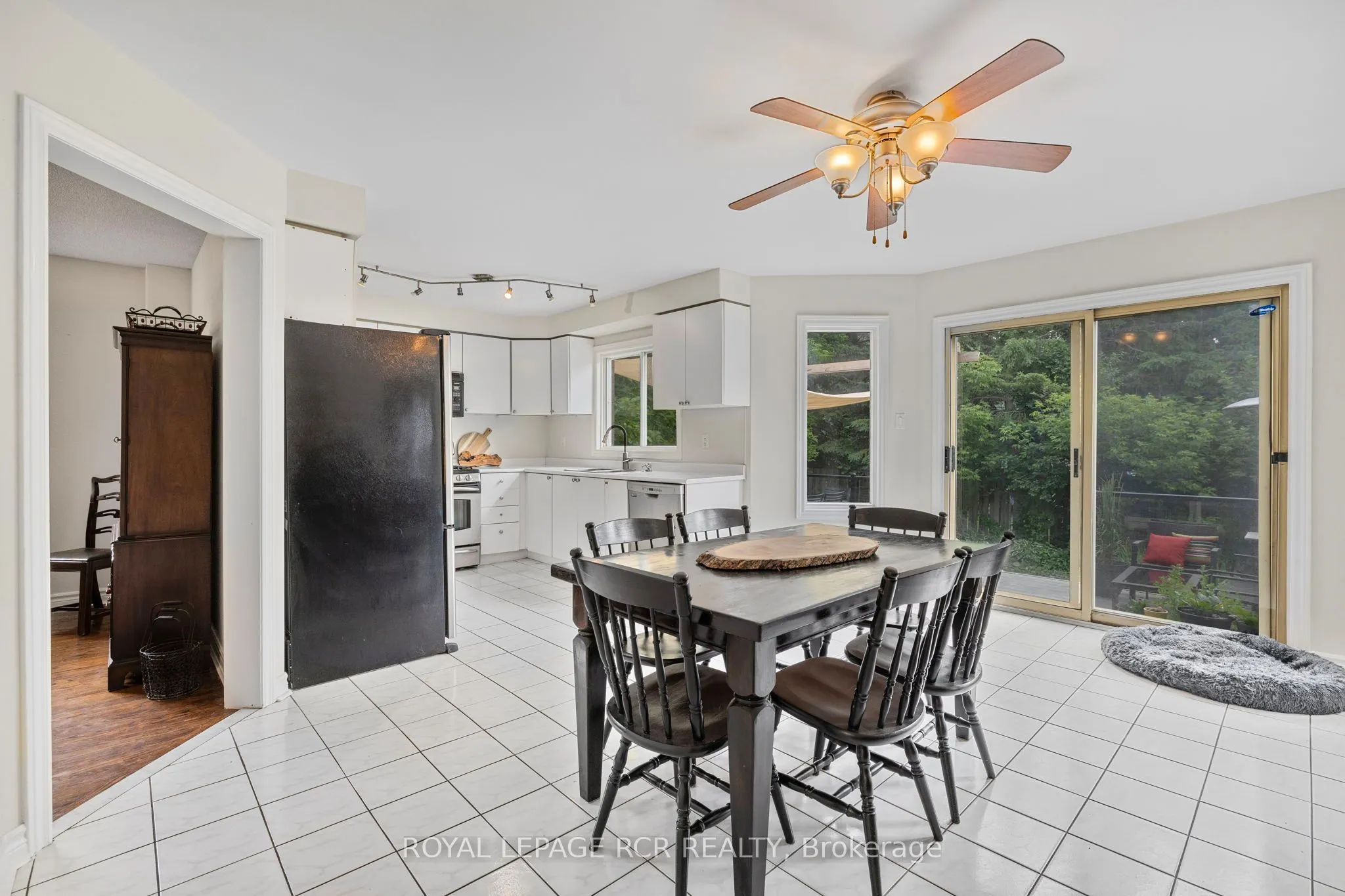 11 Litner Crescent