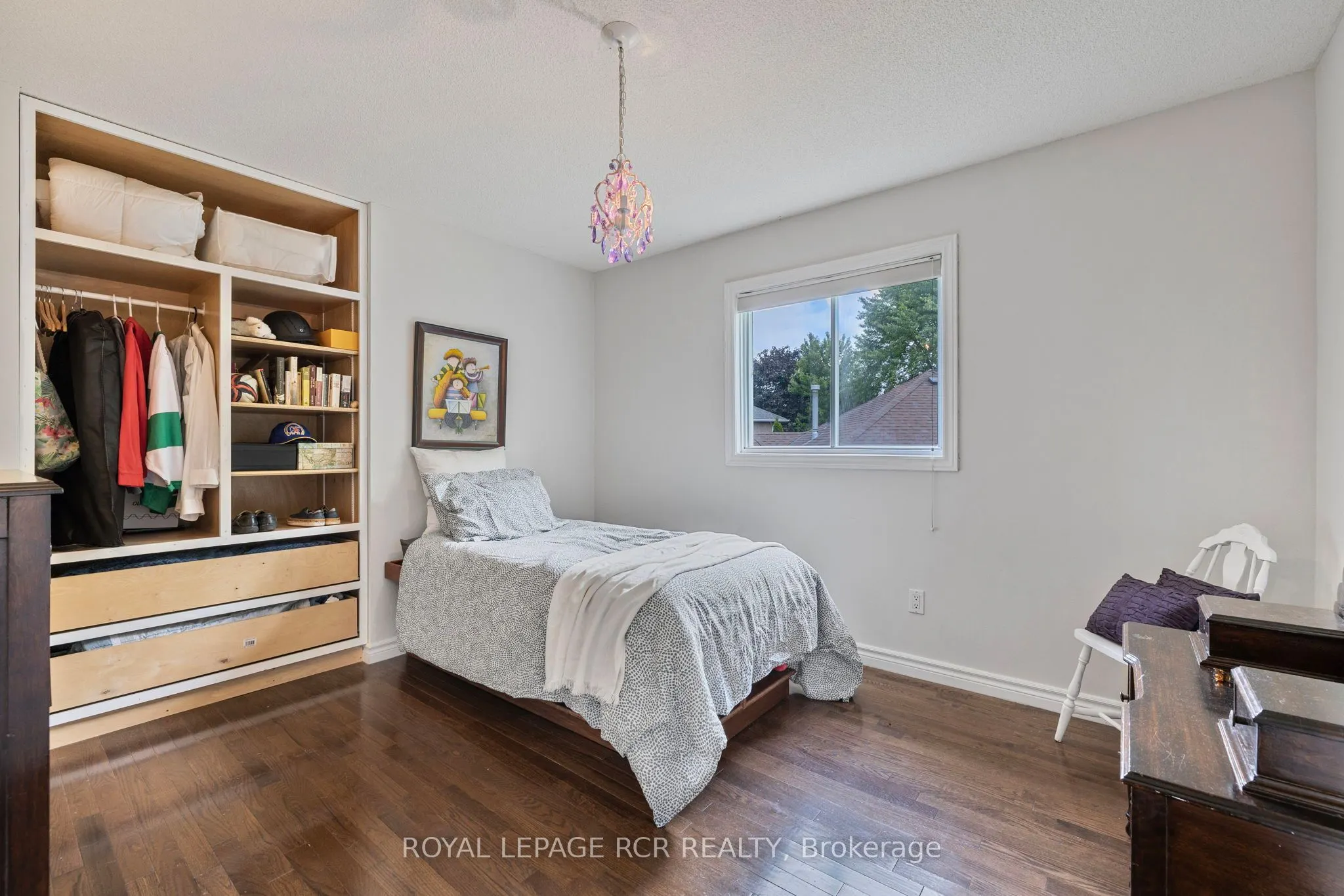 11 Litner Crescent