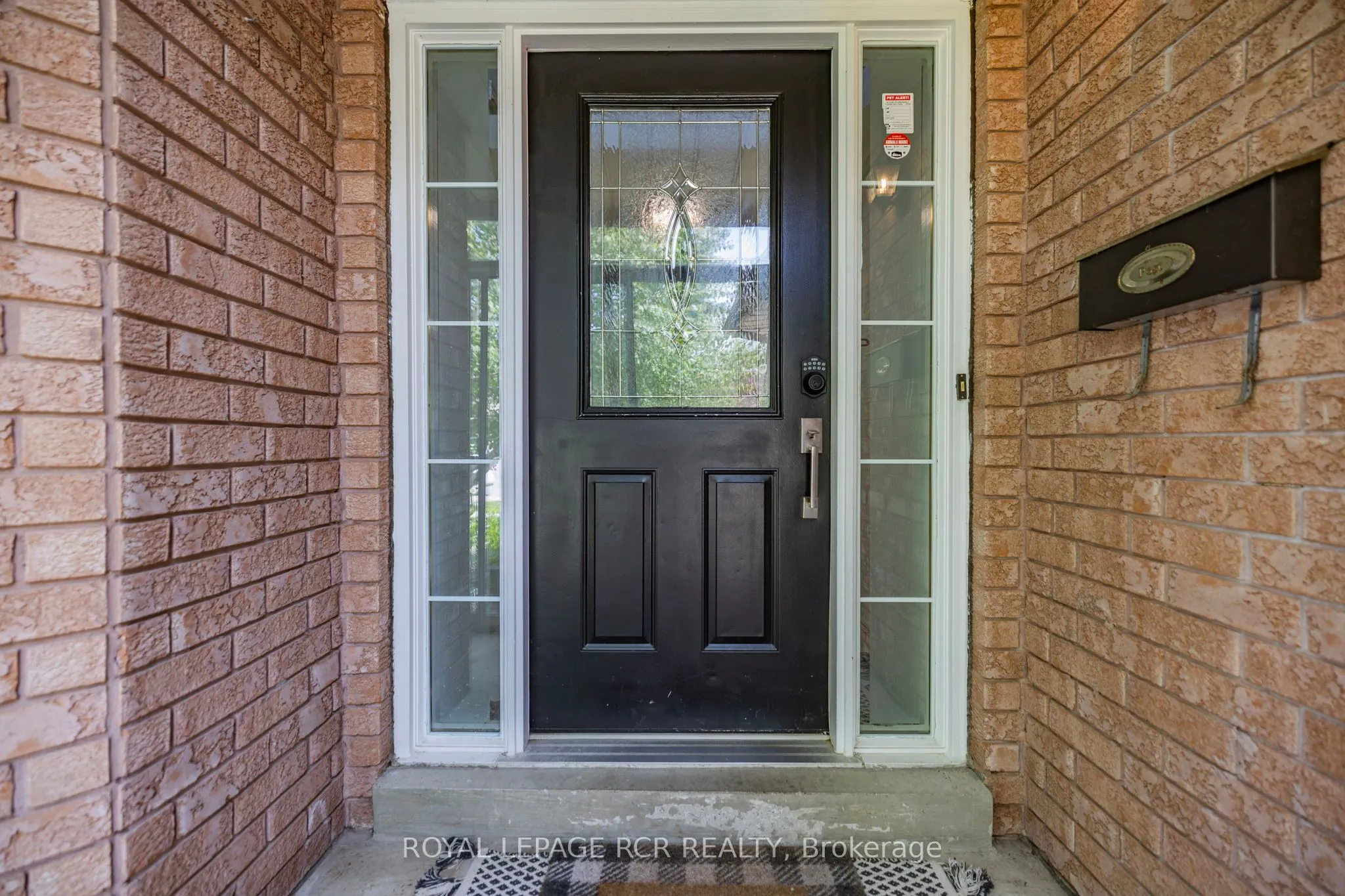 11 Litner Crescent