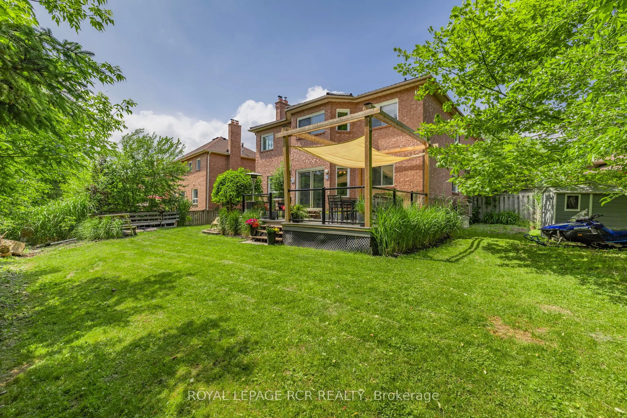 11 Litner Crescent