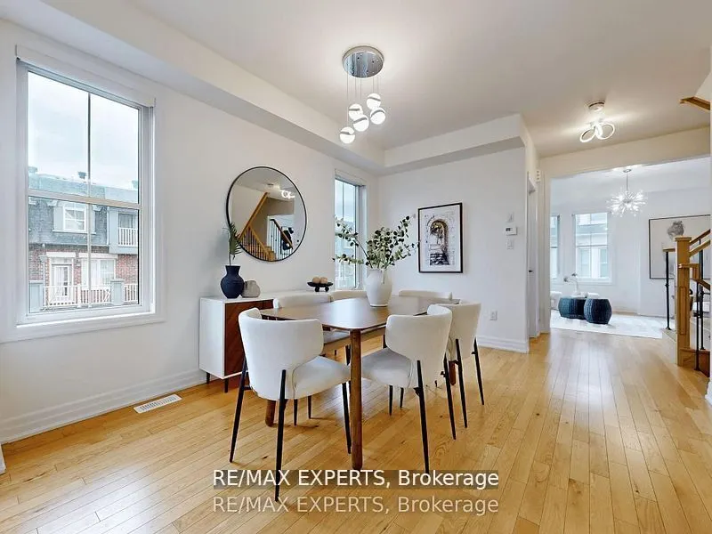 5 Amherst Circle