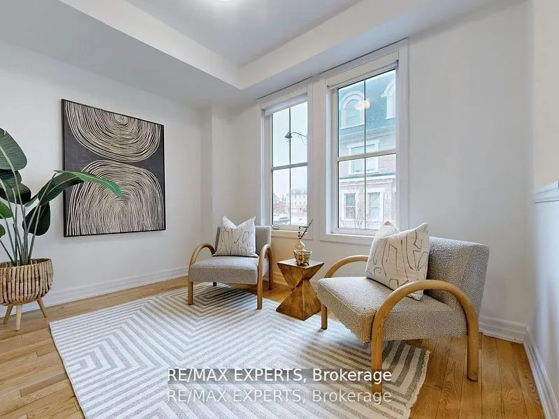 5 Amherst Circle