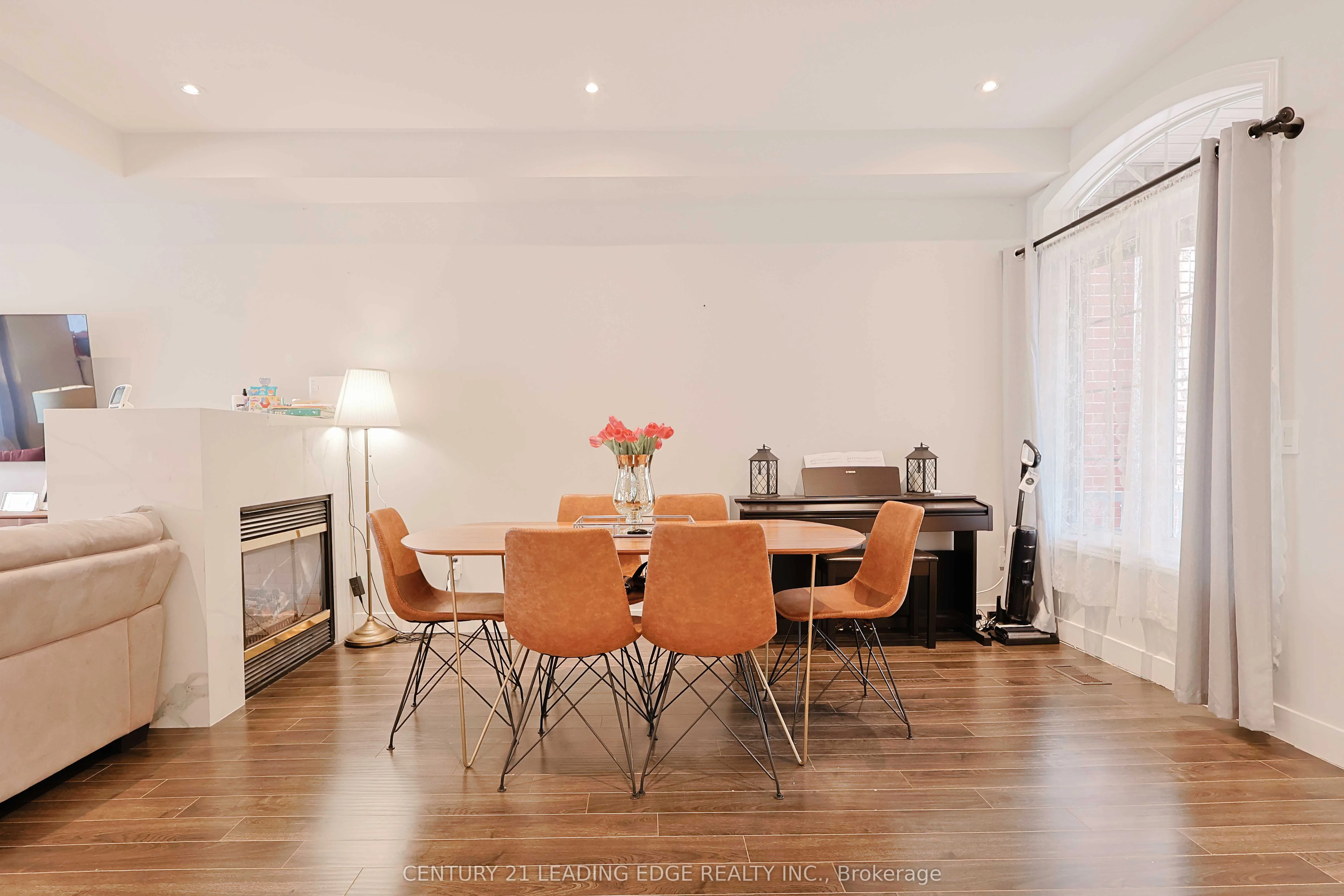 28 Sylwood Crescent
