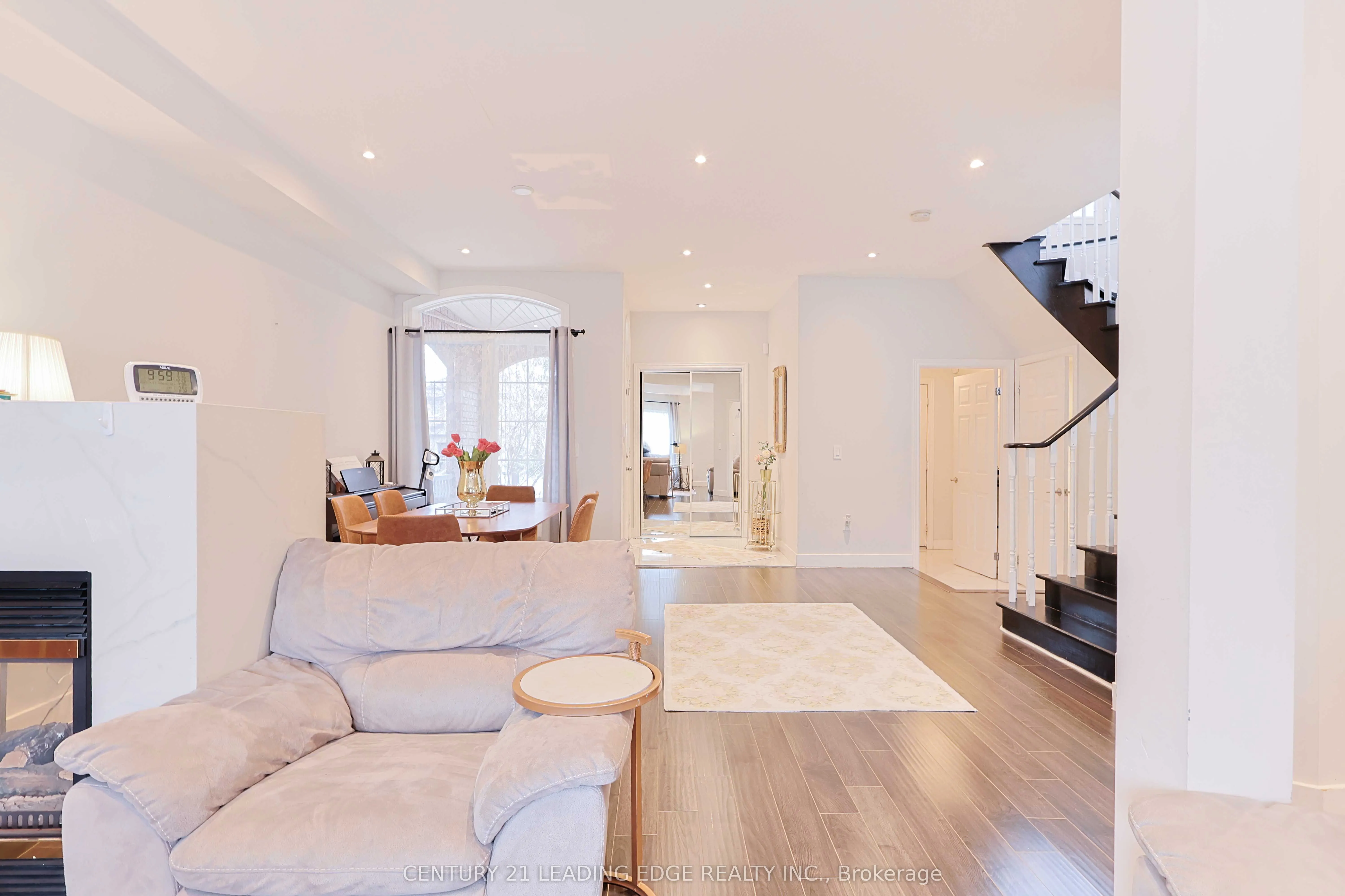 28 Sylwood Crescent