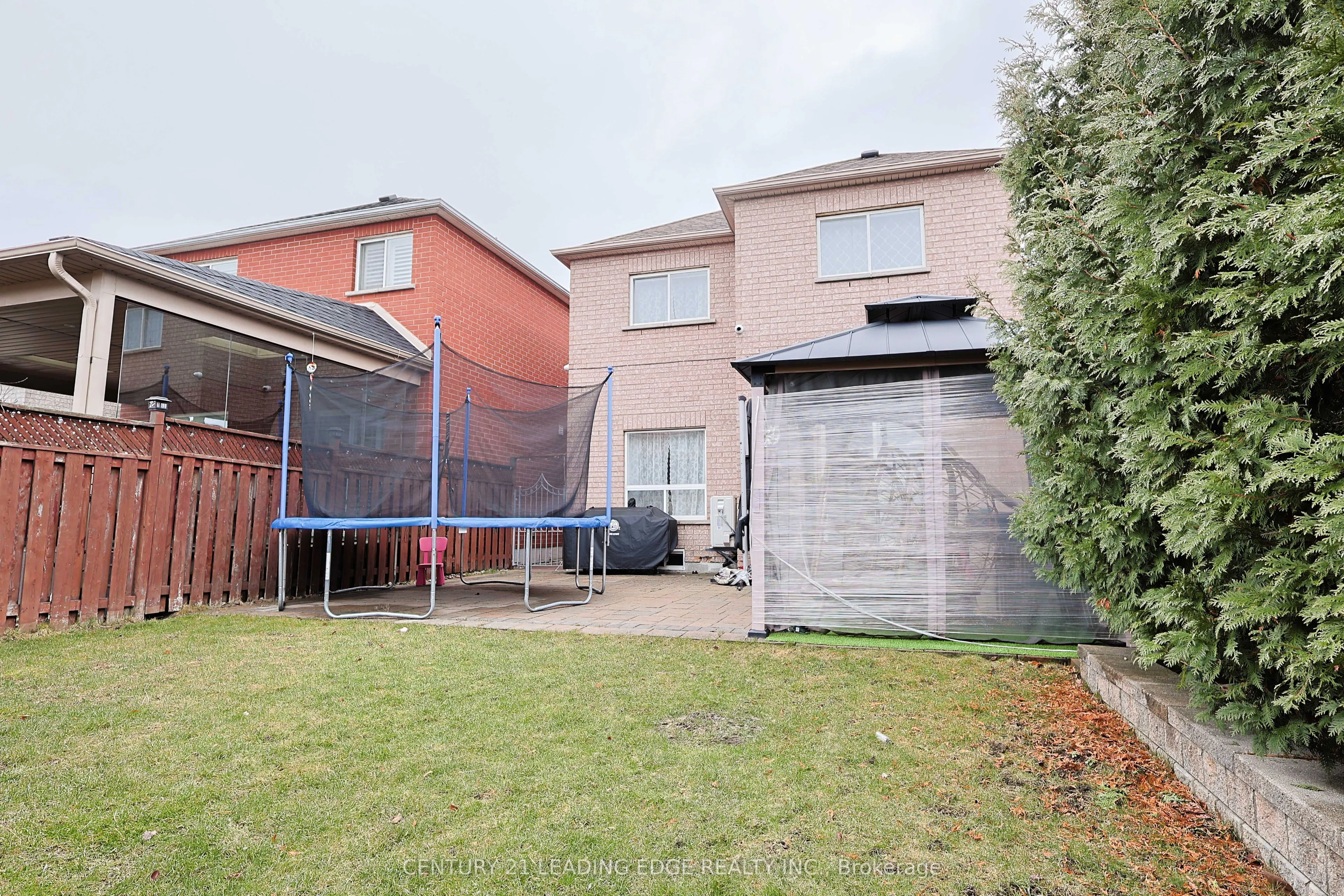 28 Sylwood Crescent