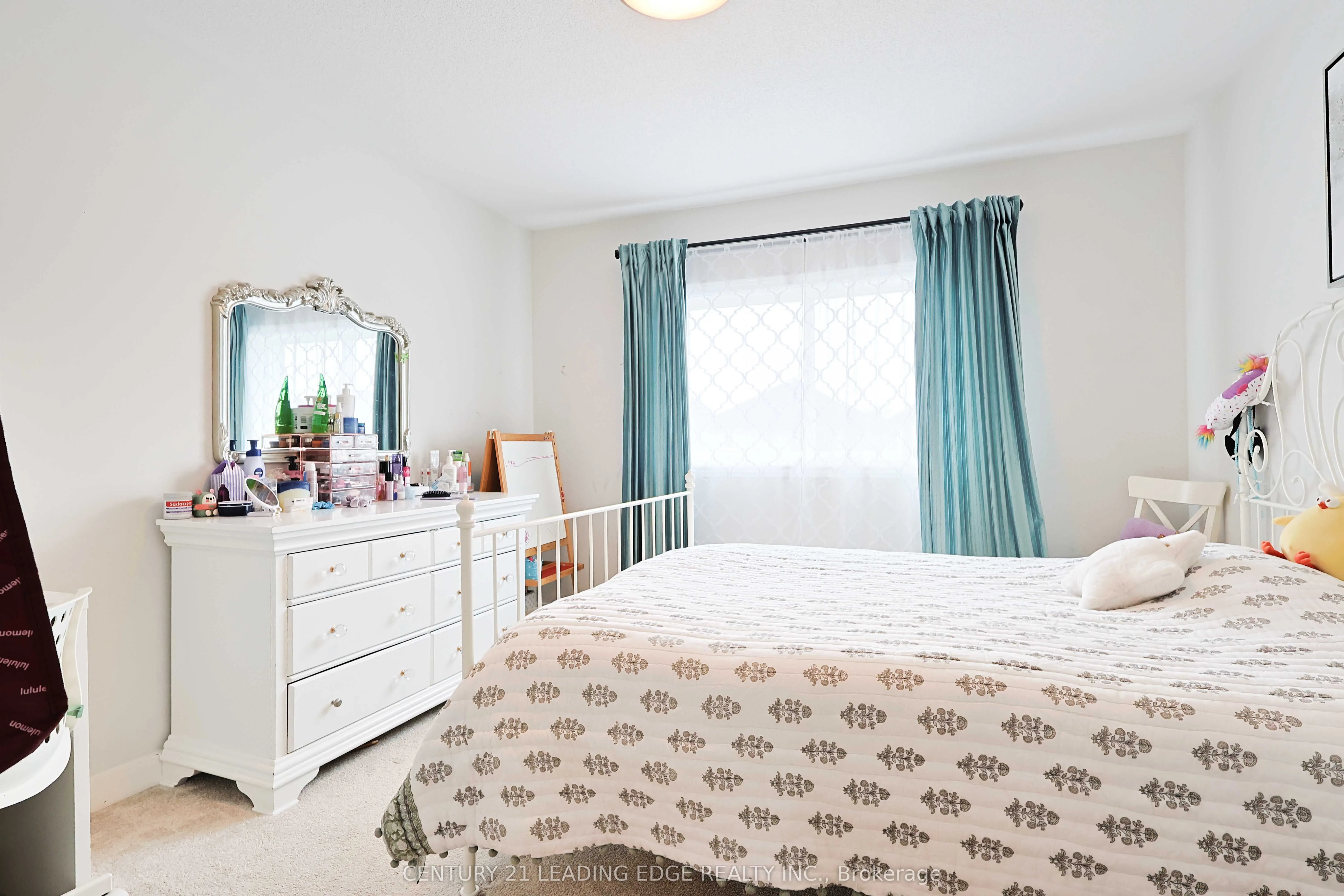 28 Sylwood Crescent