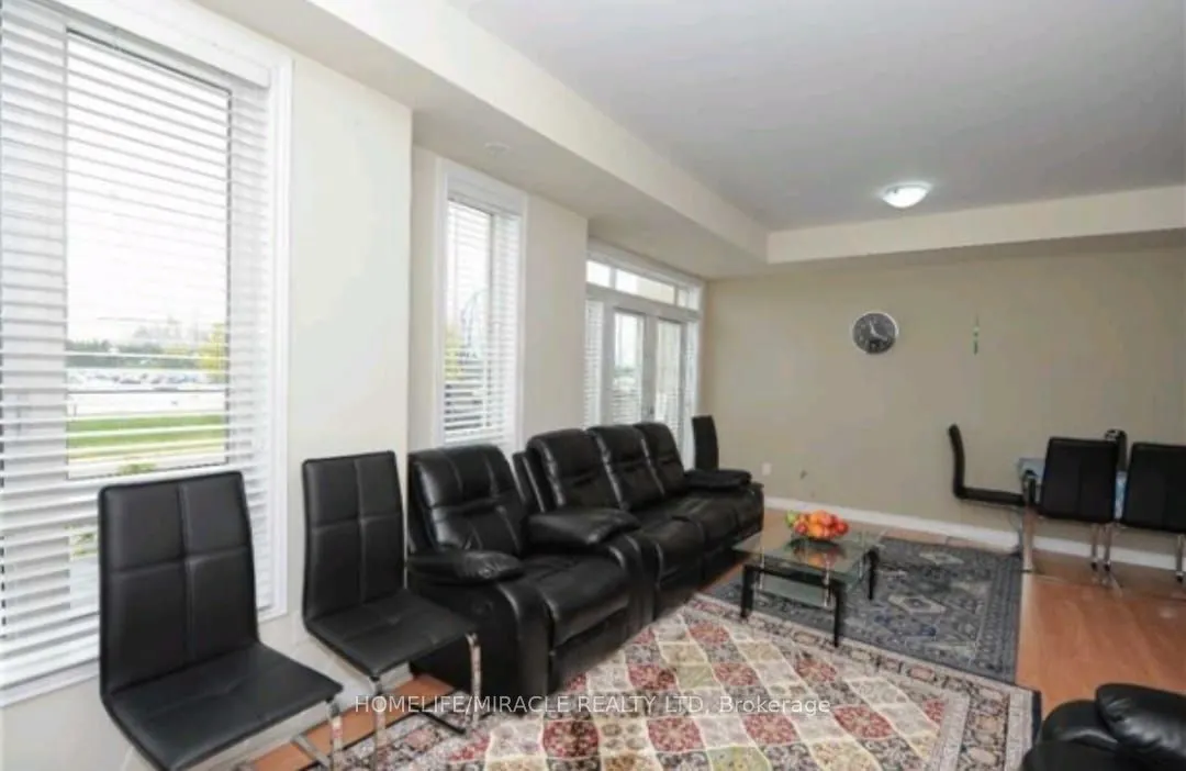 9601 Jane Street, #8