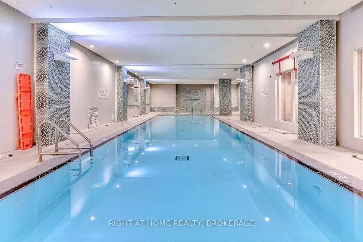 75 Norman Bethune Avenue, #608