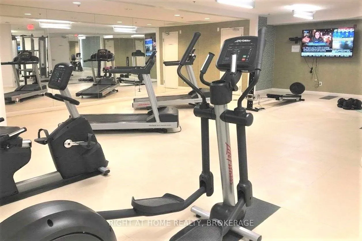 75 Norman Bethune Avenue, #608