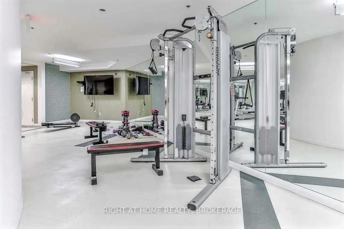 75 Norman Bethune Avenue, #608