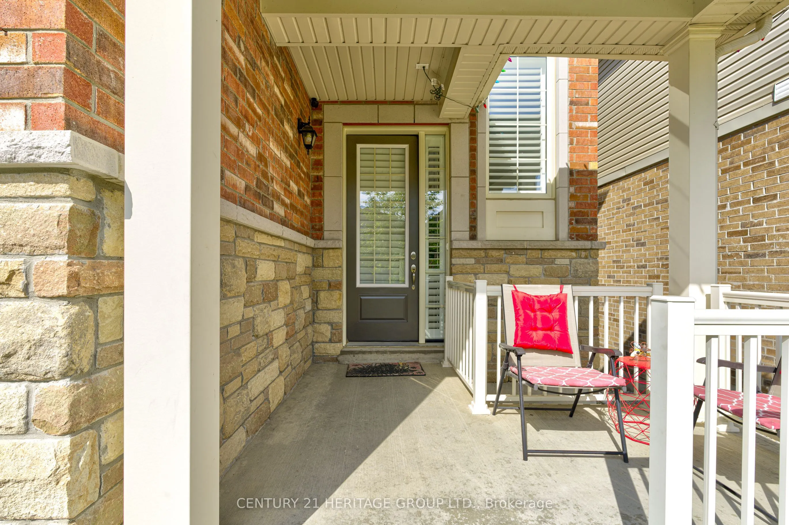 32 Michaelis Street