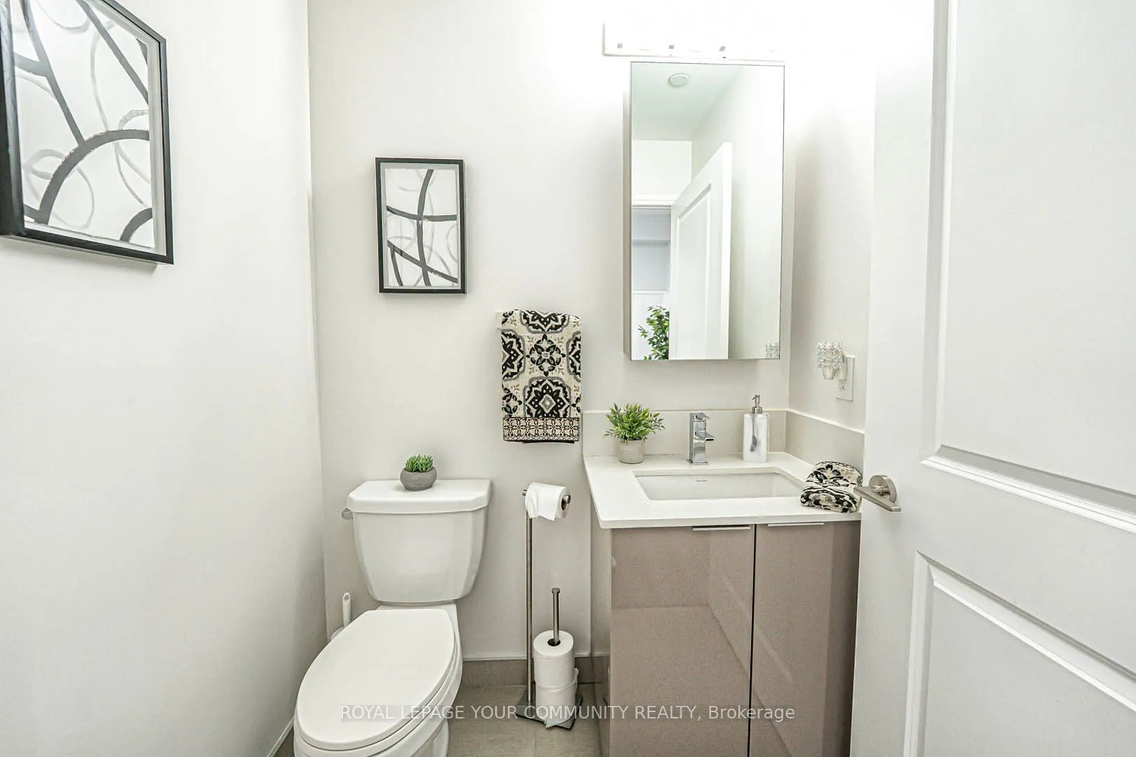 99 EAGLE ROCK Way, #206
