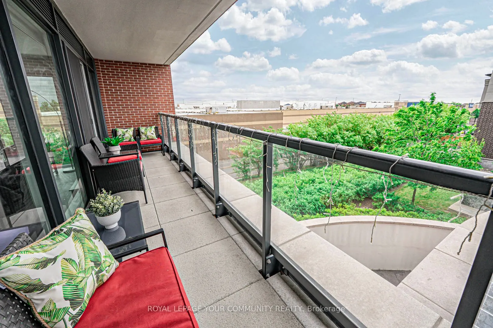 99 EAGLE ROCK Way, #206