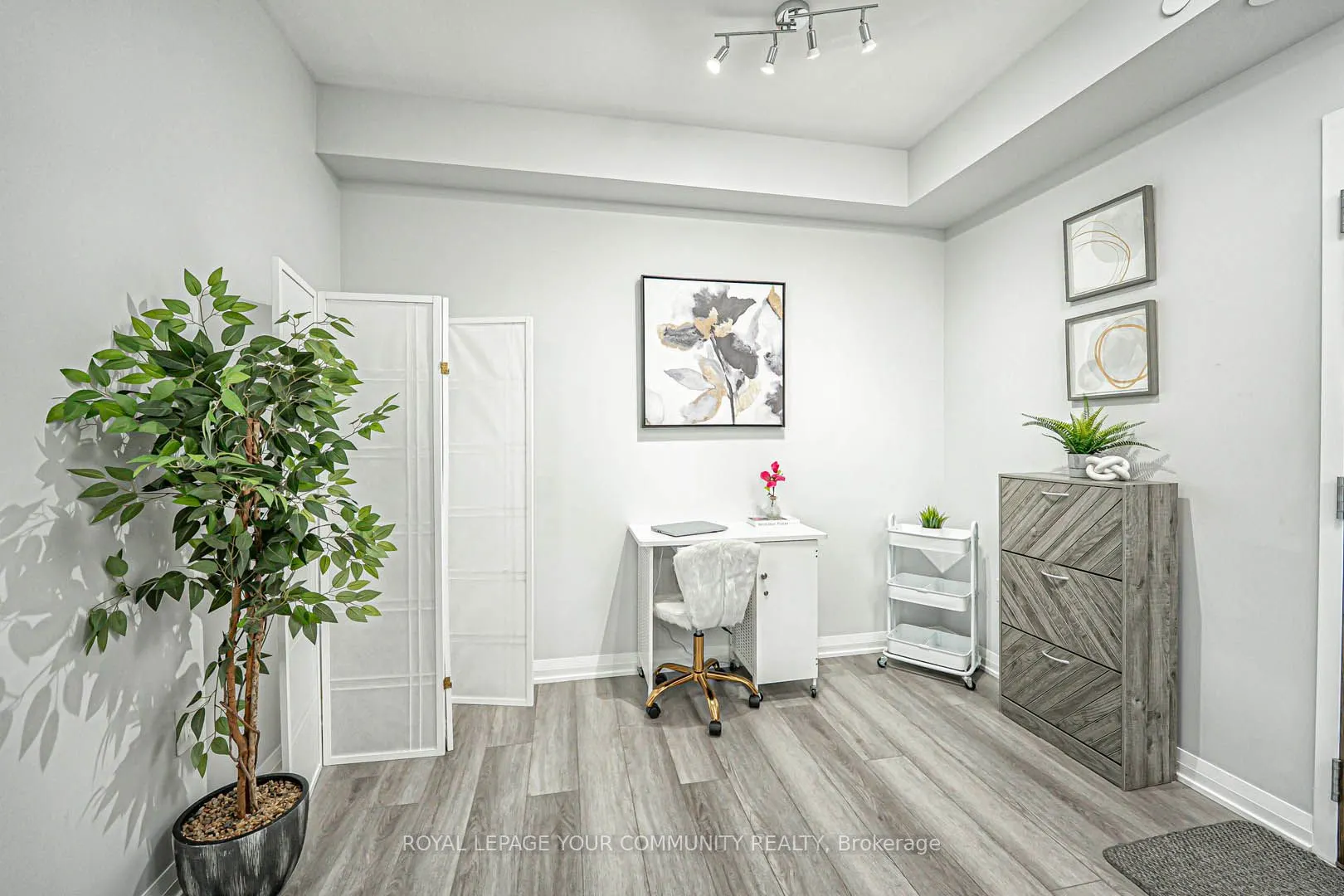 99 EAGLE ROCK Way, #206
