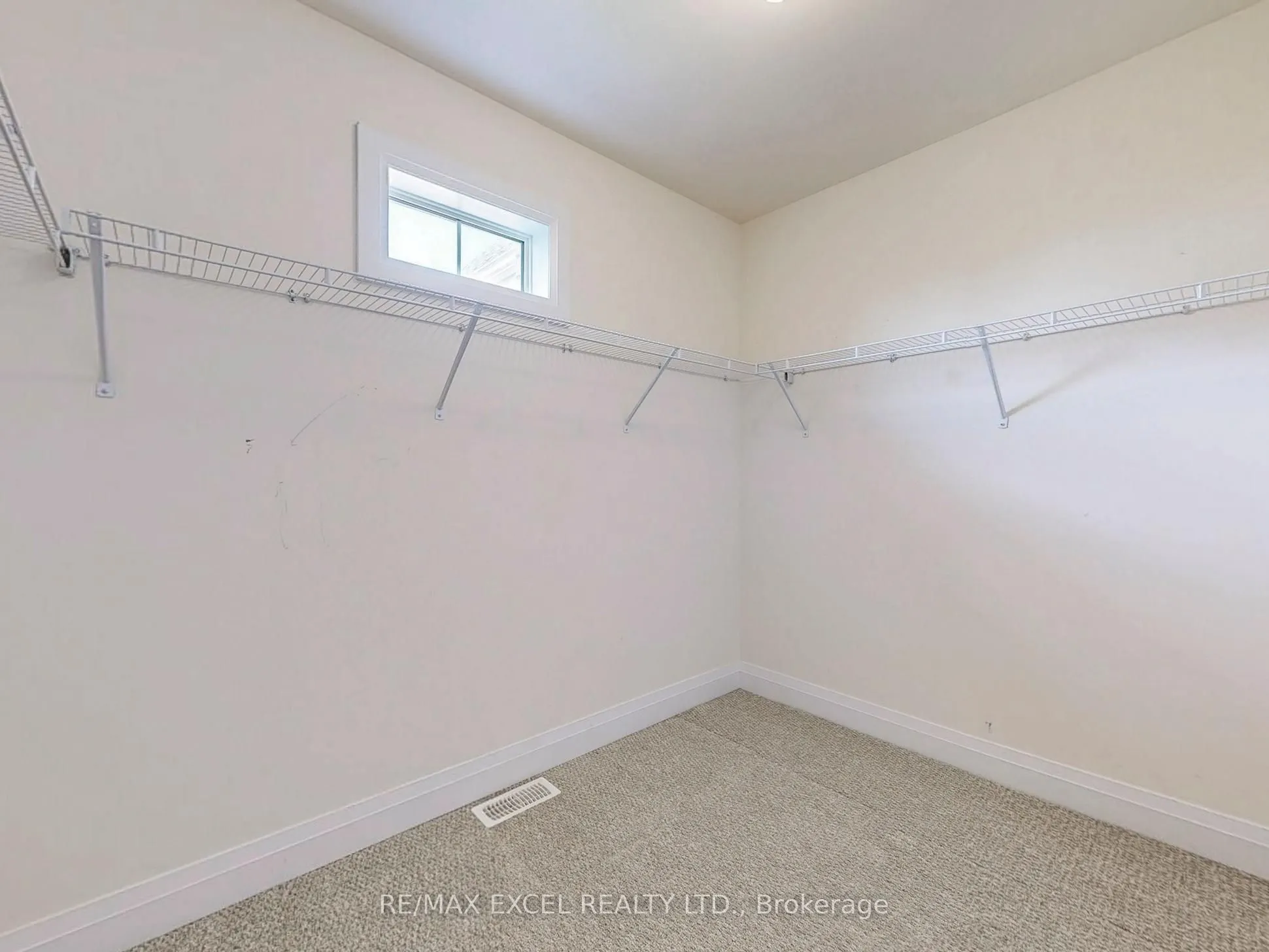 192 Baker Hill Boulevard