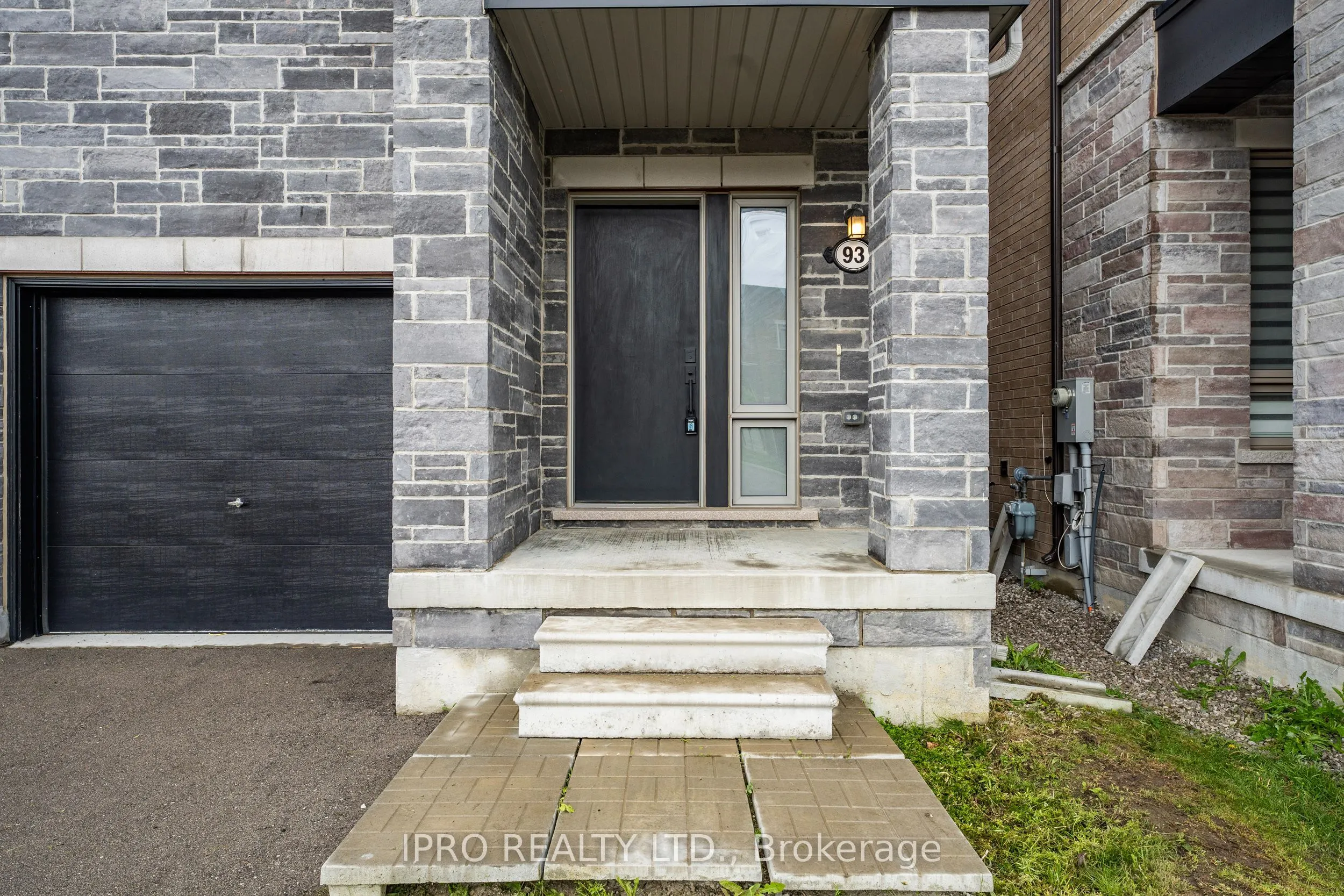 93 Velia Court