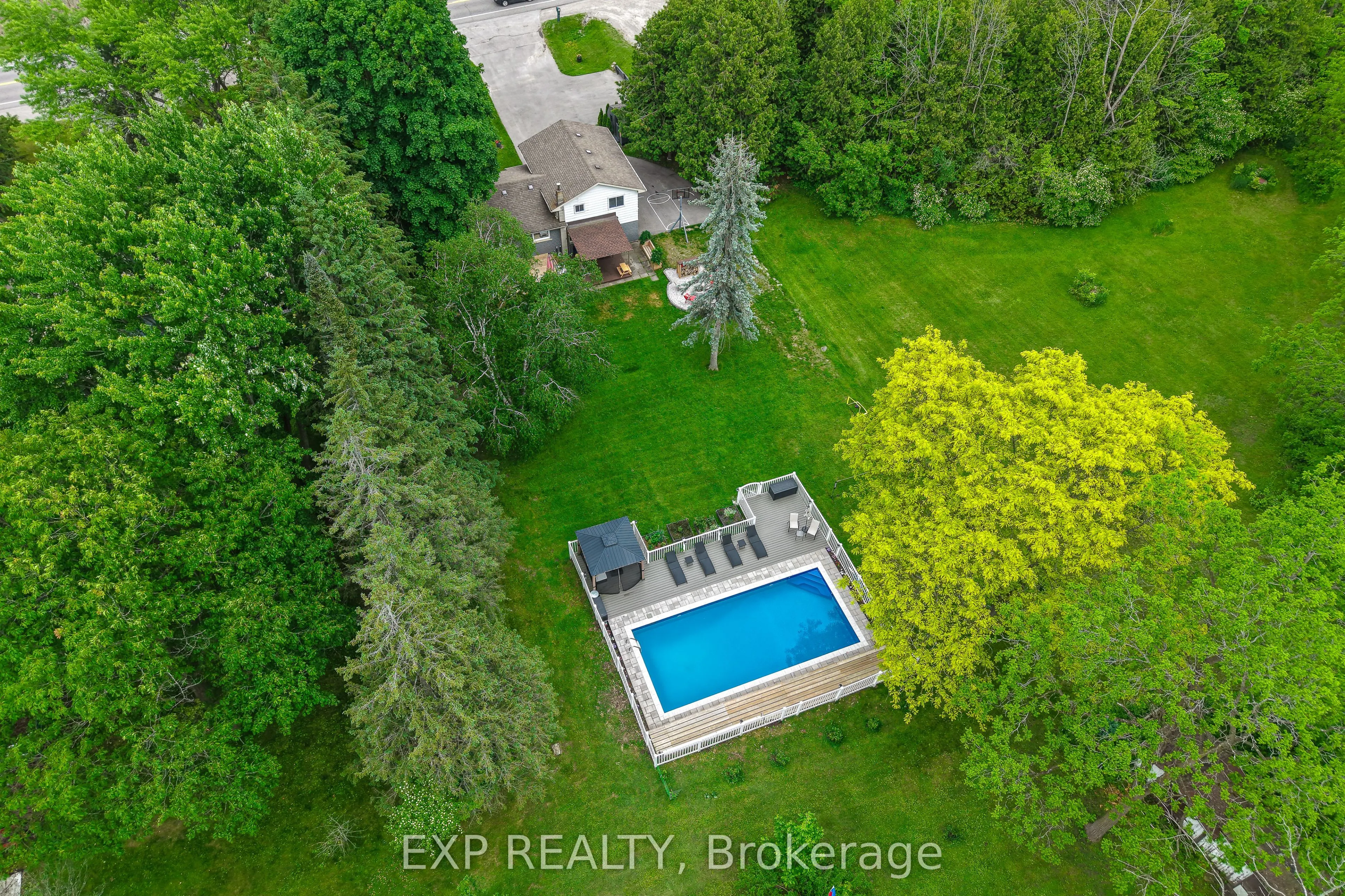 1288 Queensville Side Road