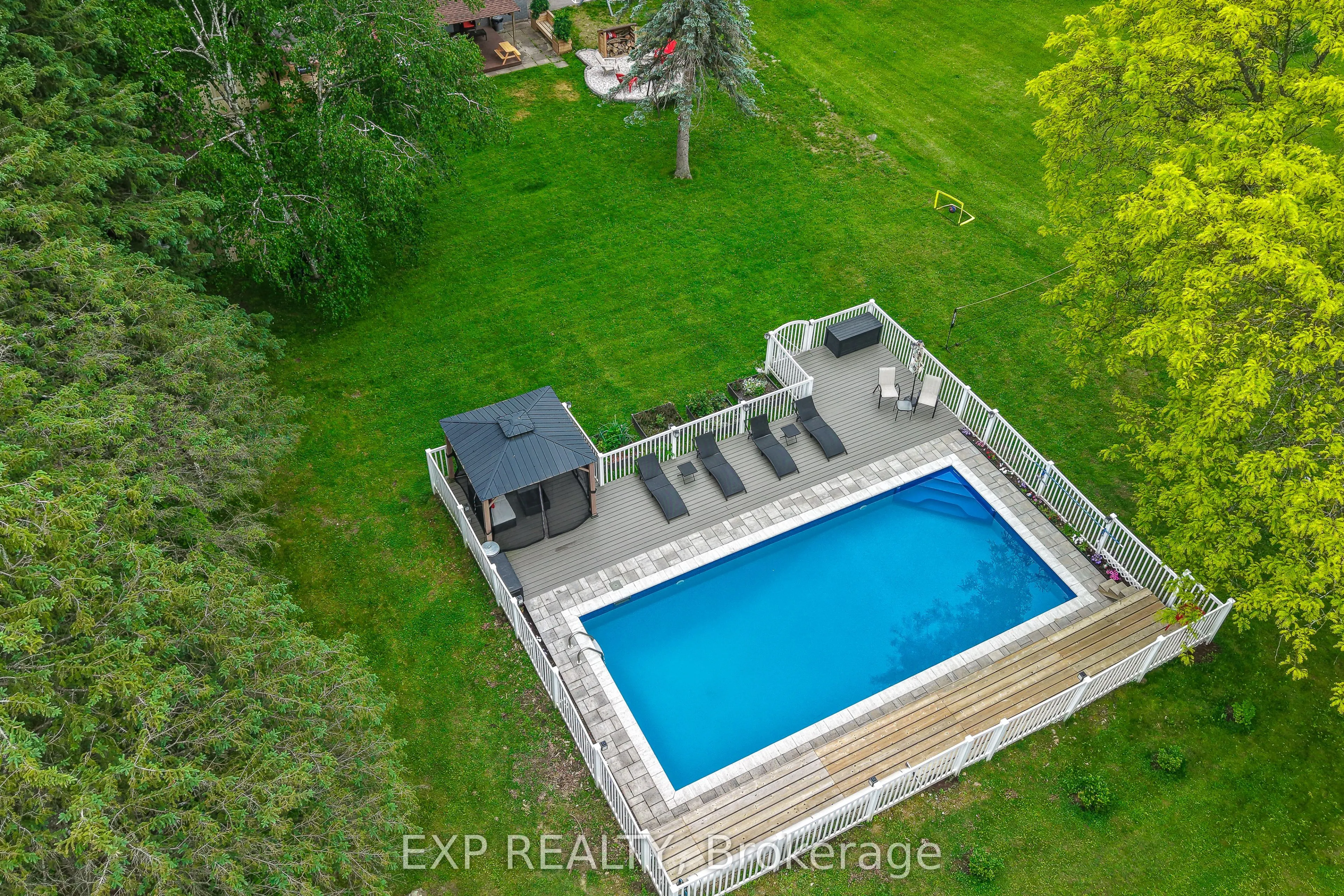 1288 Queensville Side Road