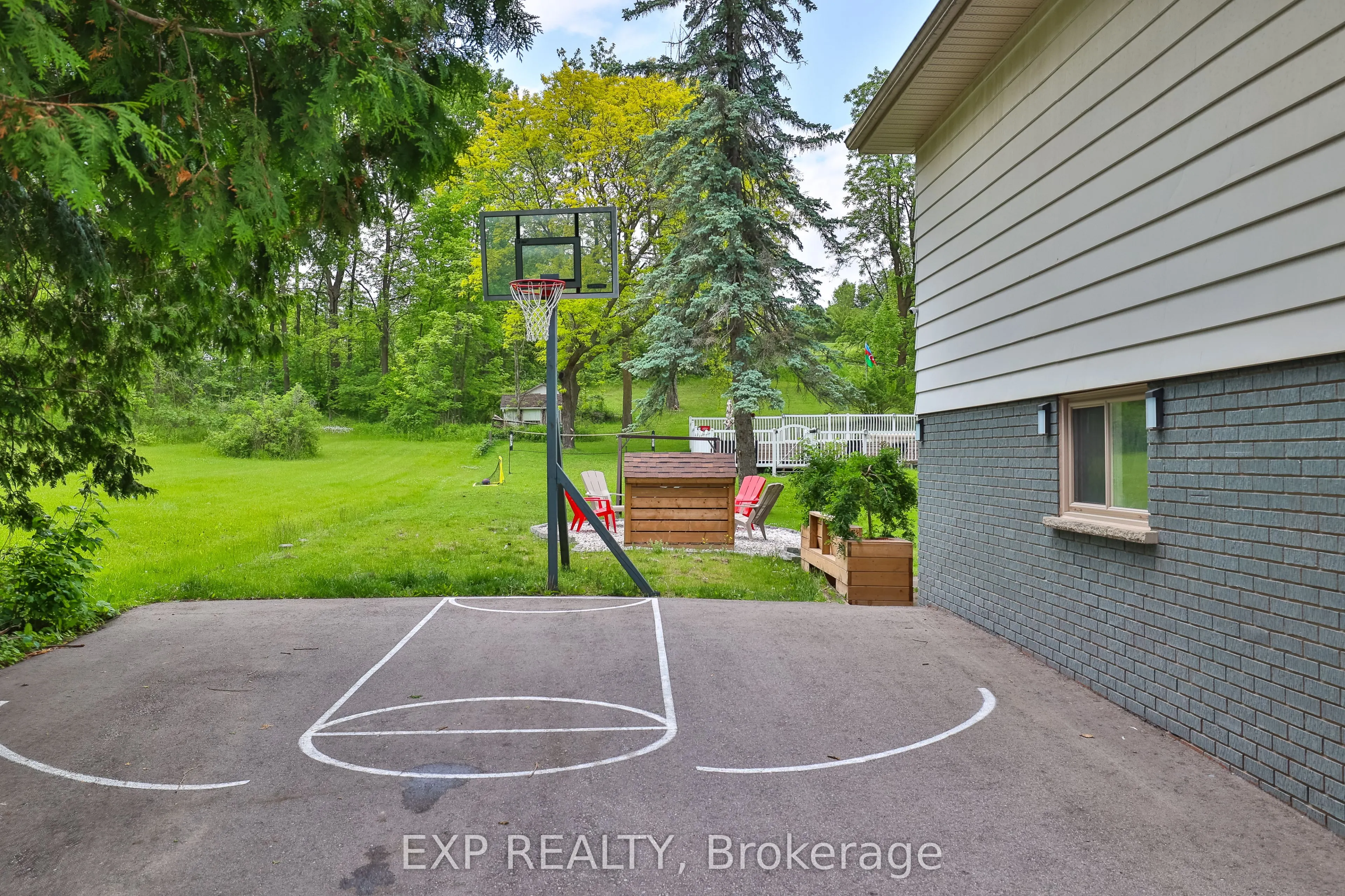 1288 Queensville Side Road