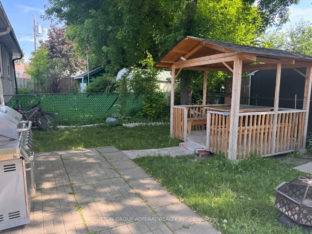 85 Newbury Drive, #LOWER