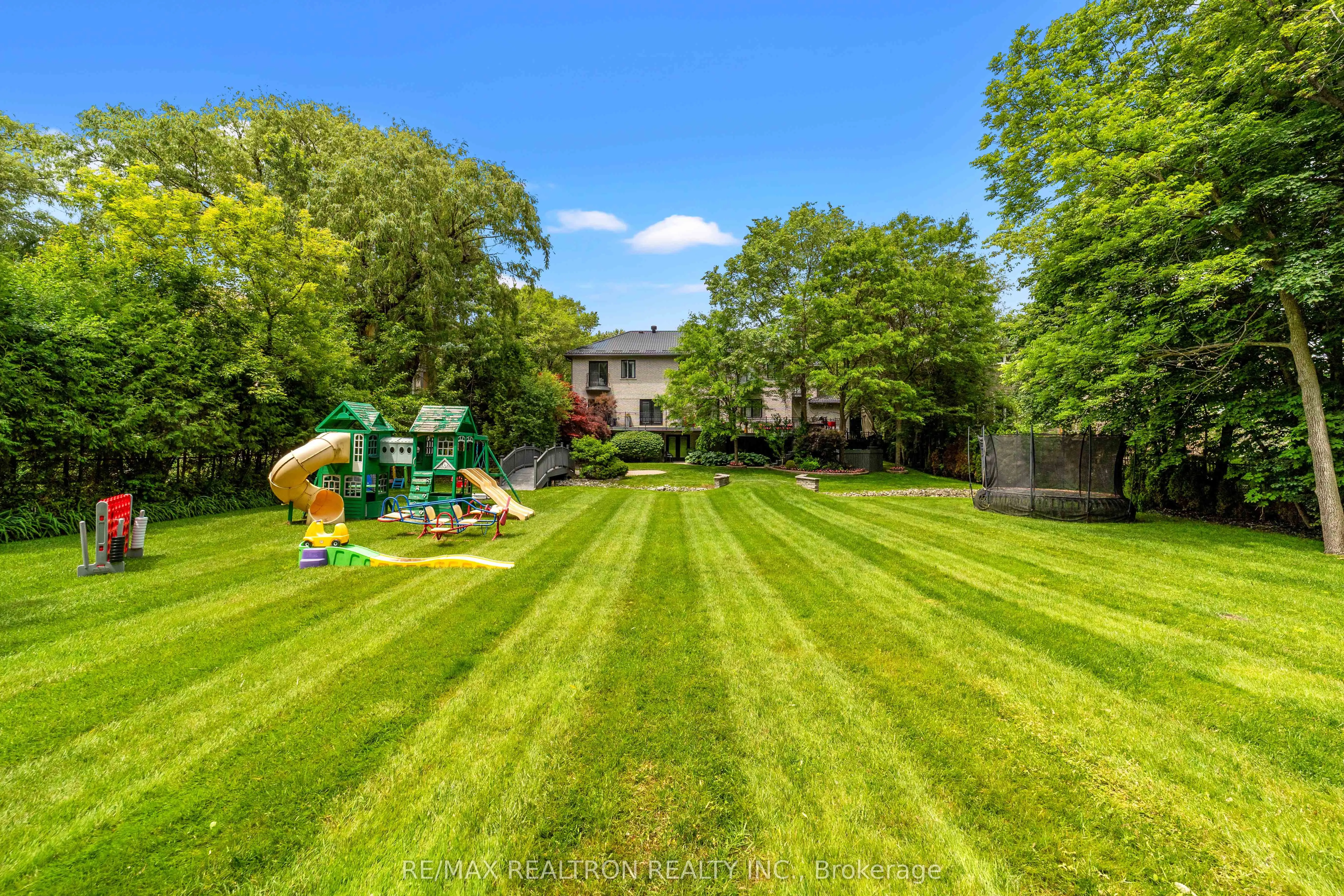 129 Thornridge Drive