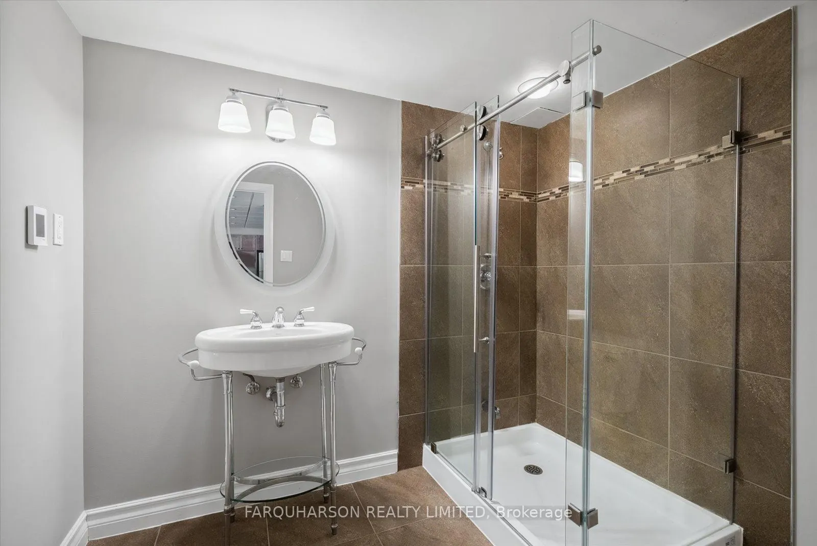 23 Silver Spring Crescent