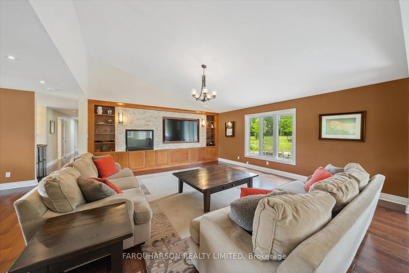 23 Silver Spring Crescent