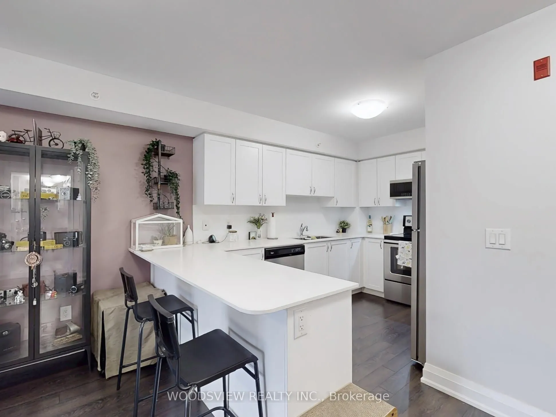 481 Rupert Avenue, #324