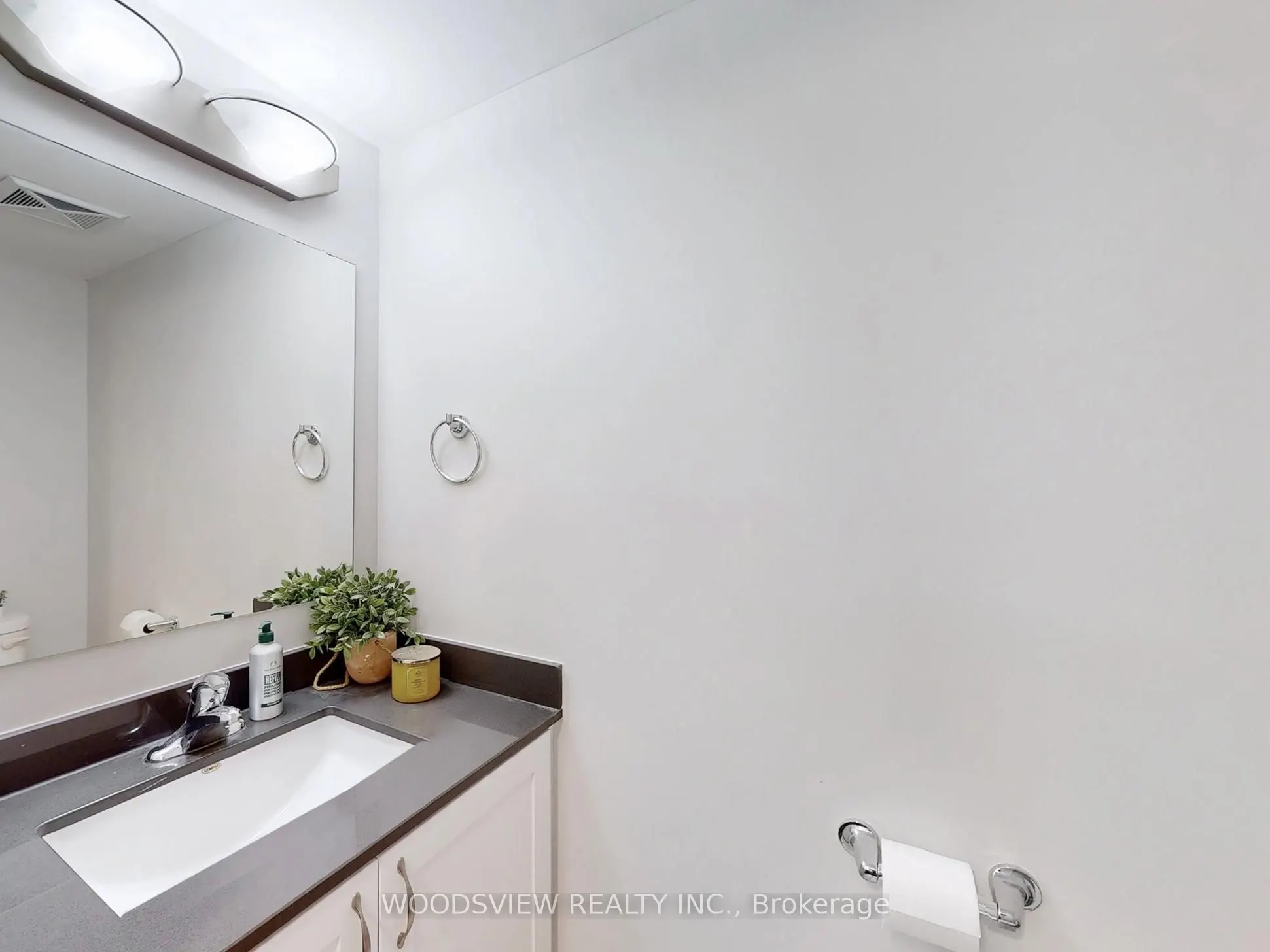 481 Rupert Avenue, #324