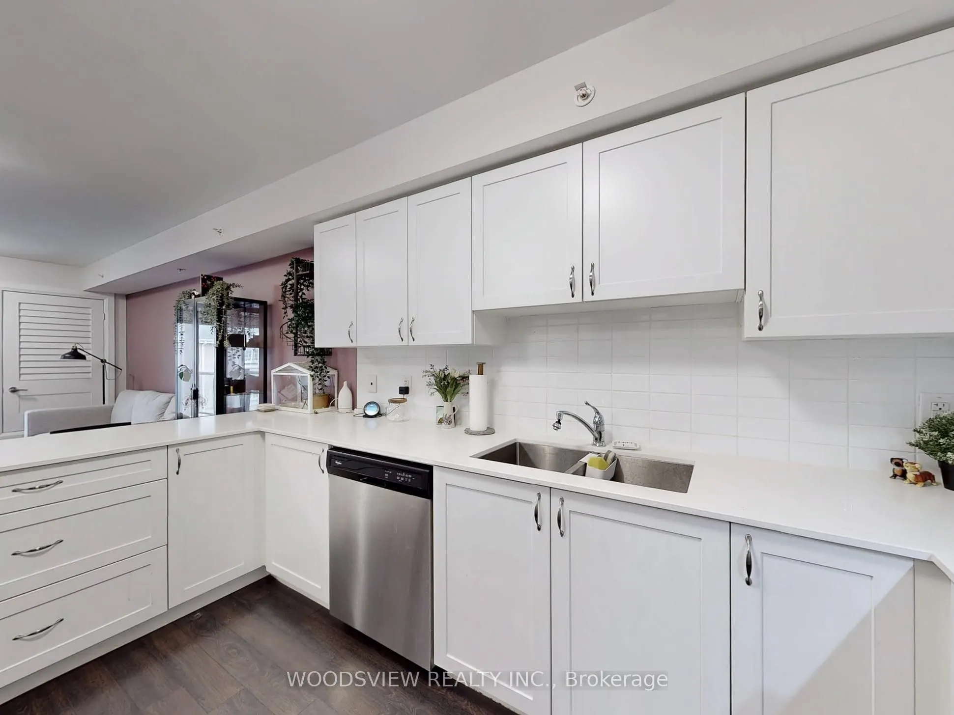 481 Rupert Avenue, #324