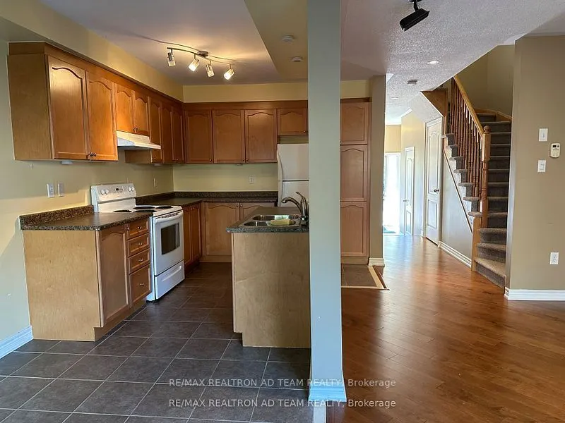 15 Latitude Lane