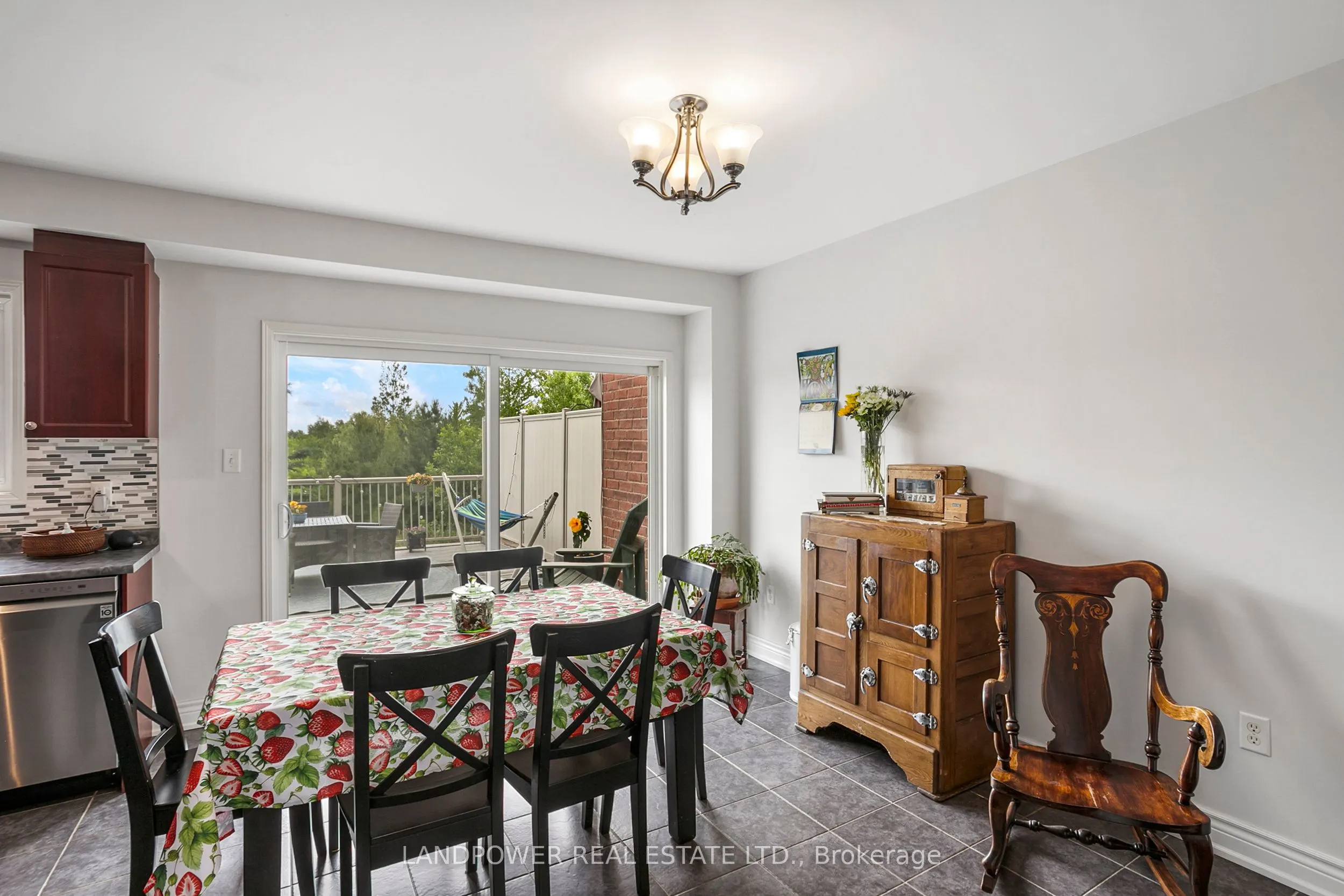 73 Baker Hill Boulevard