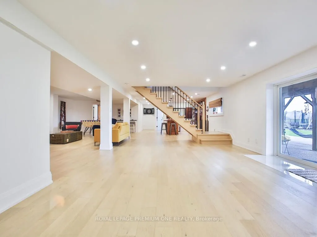 995 Canal Road