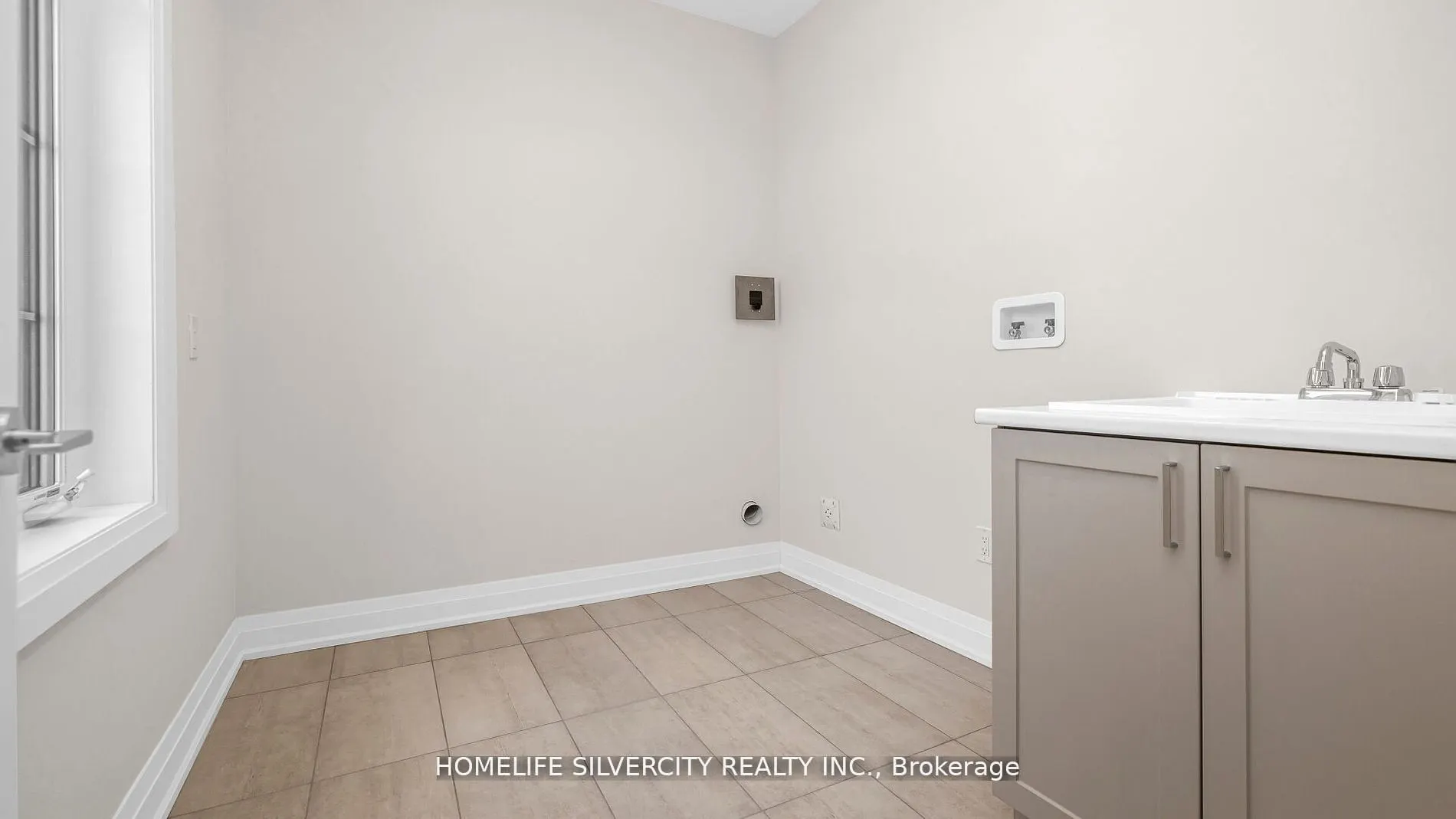 39 Orchid Crescent