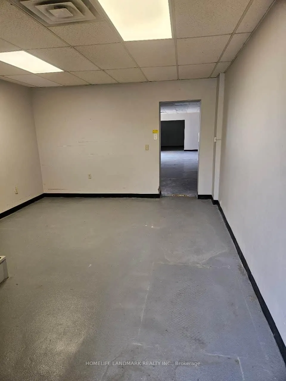 213 The Queensway Avenue S, #Unit 3 and 4