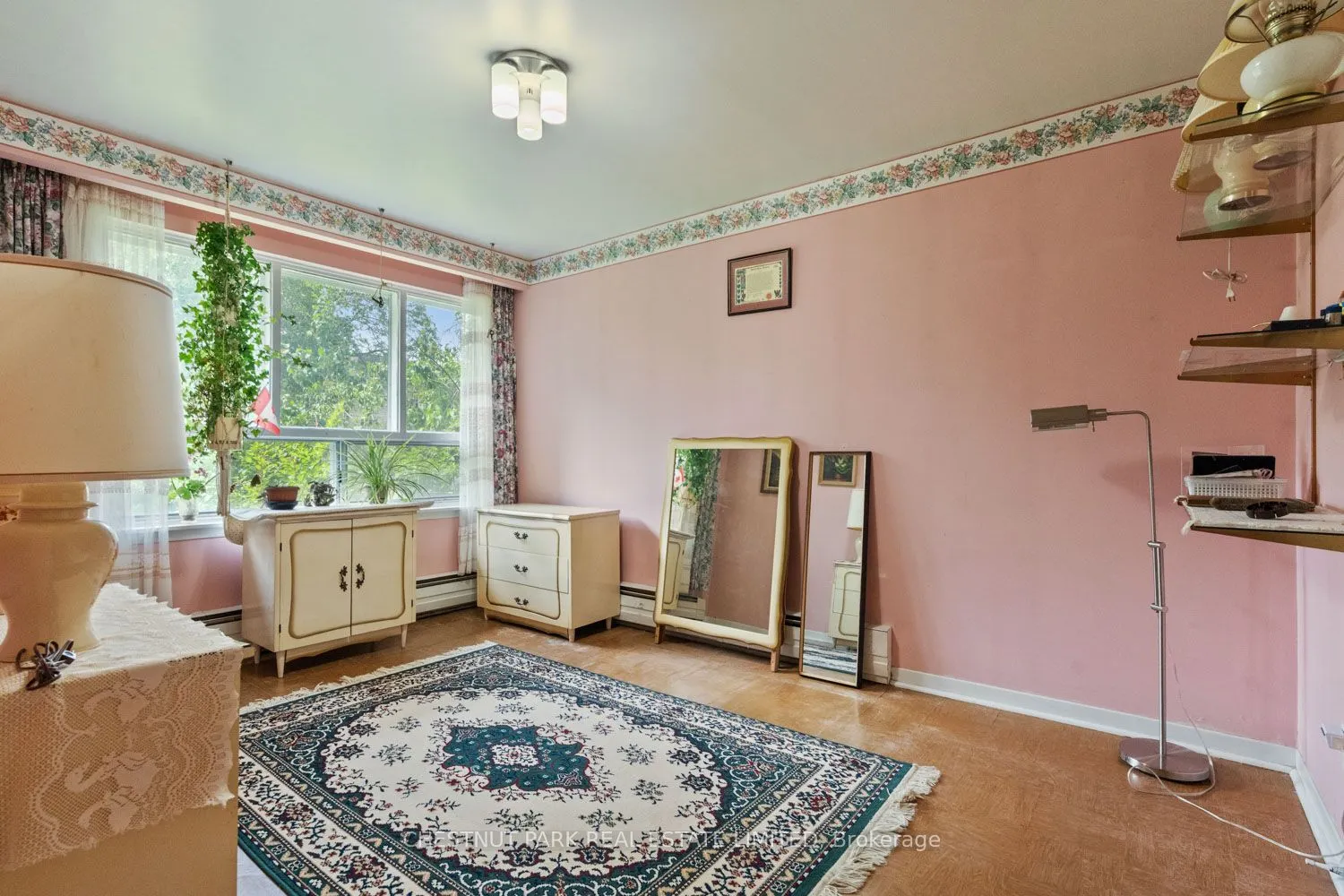 2 Gallacher Avenue