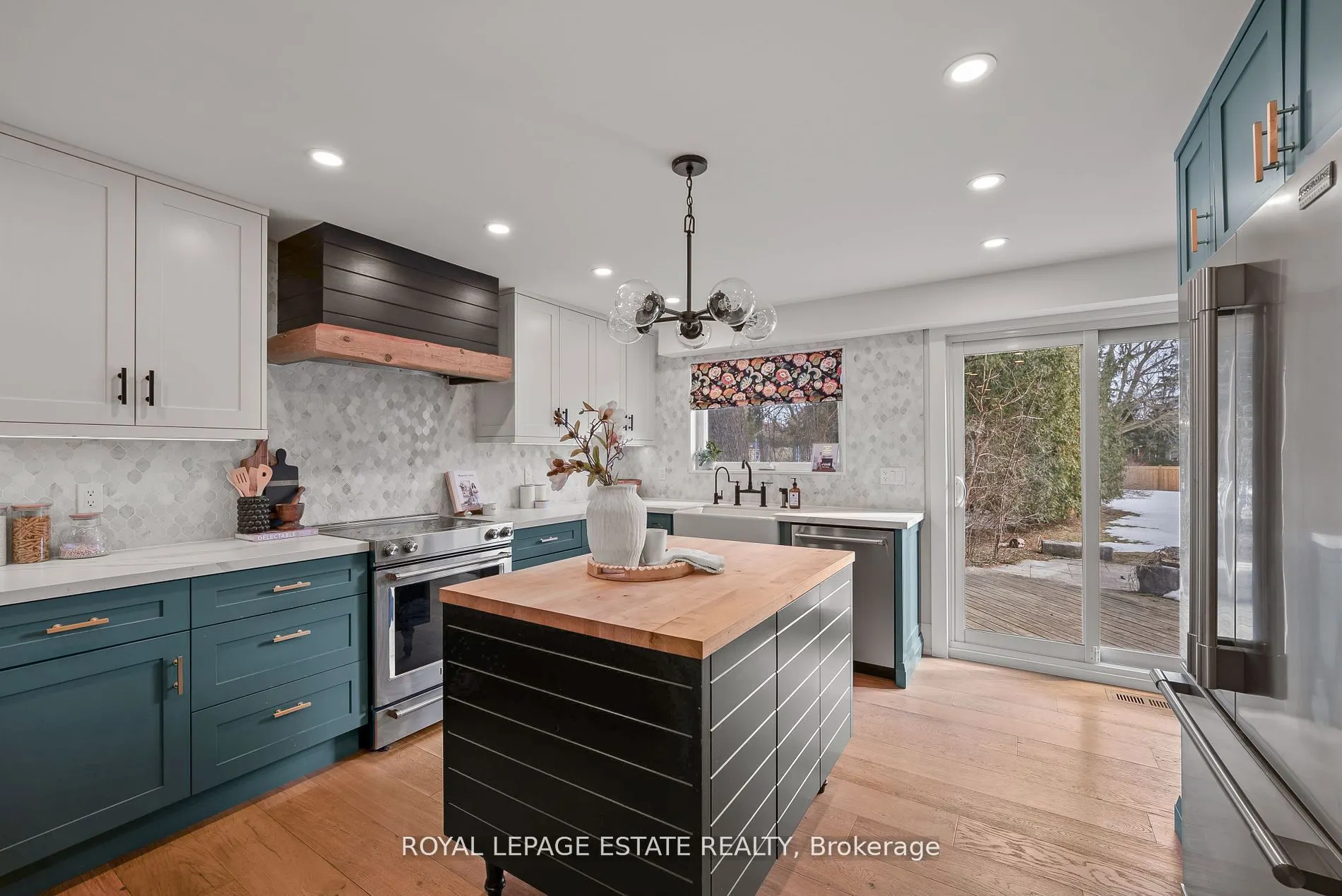 6641 Main Street