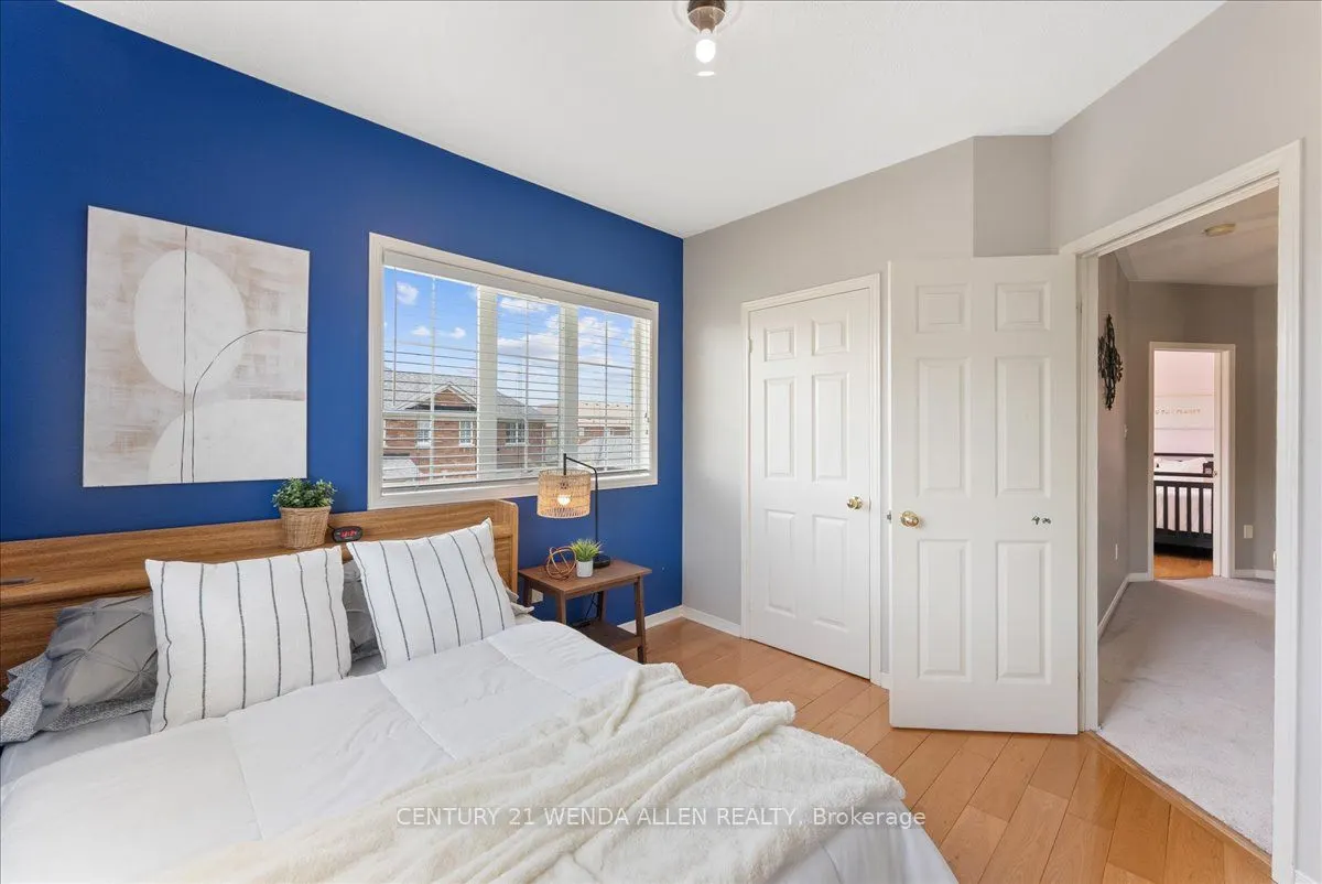 1 Ayhart Street