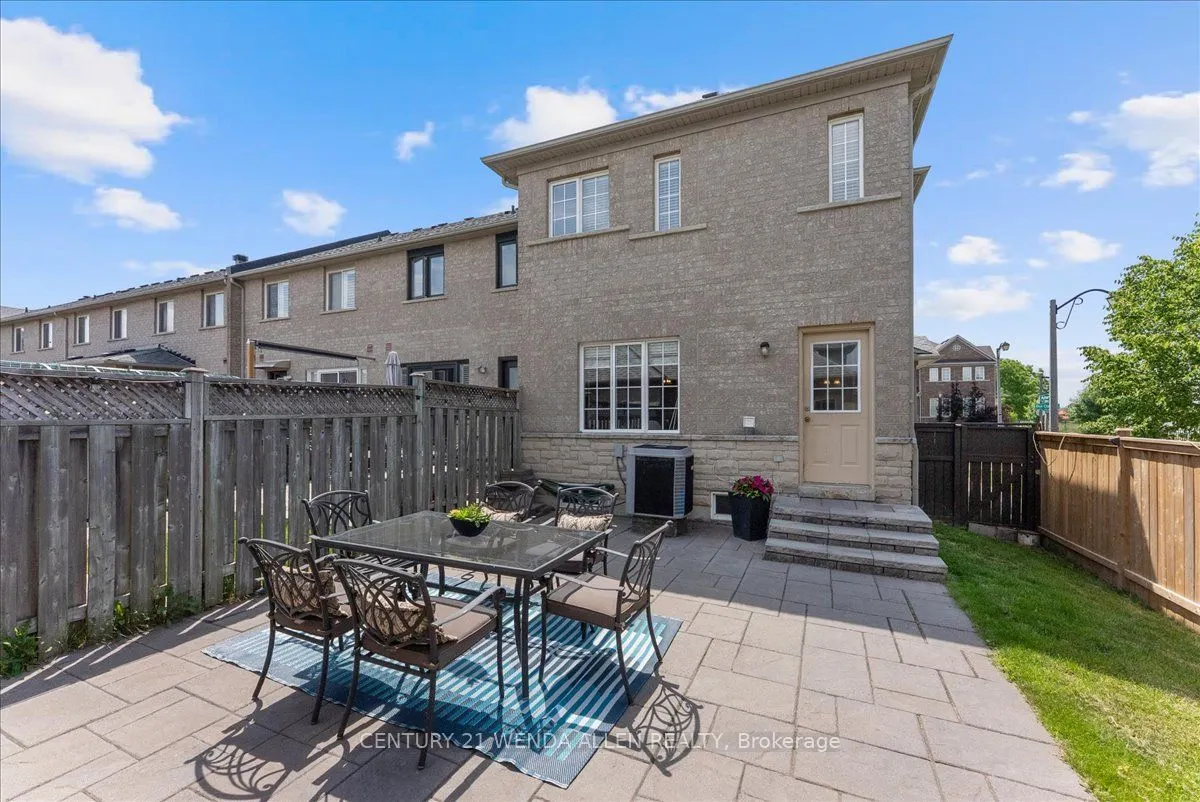1 Ayhart Street