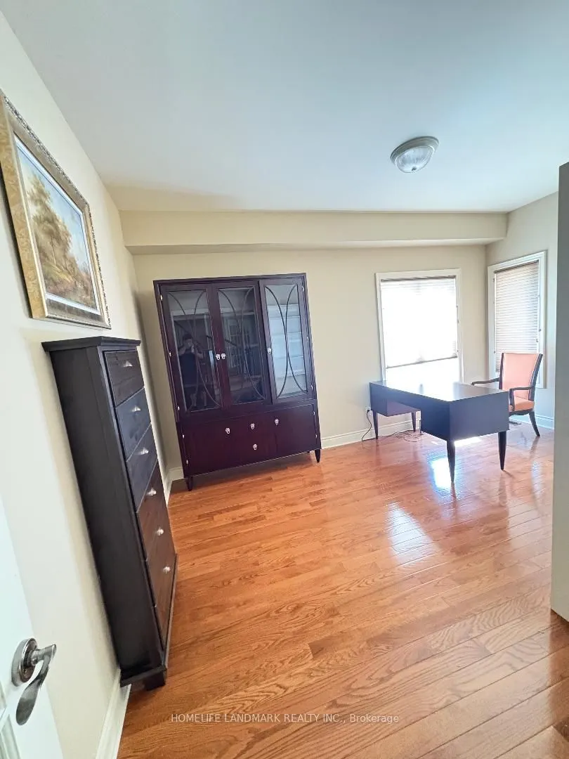 29 HANS Drive